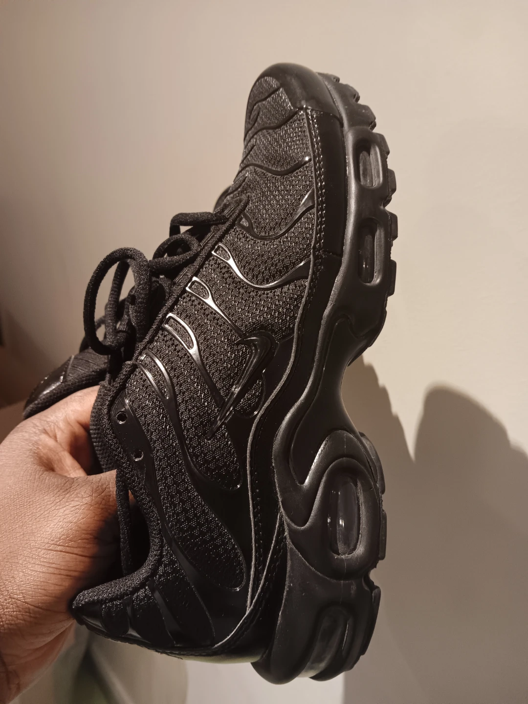 8 Men's Nike Air Max Plus Triple Black - photo 3