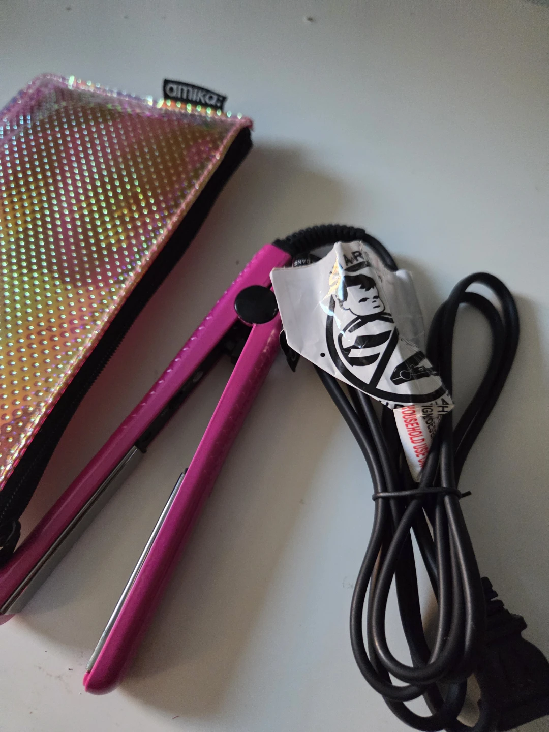 Amika Pink Hair Straightener with Travel Case
