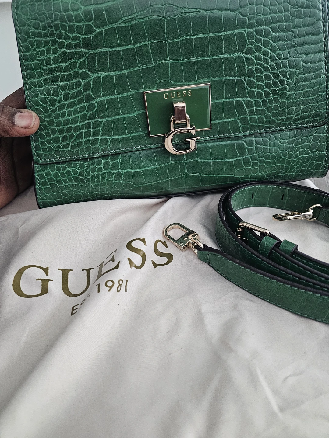 Guess Green Croc-Embossed Handbag - photo 2