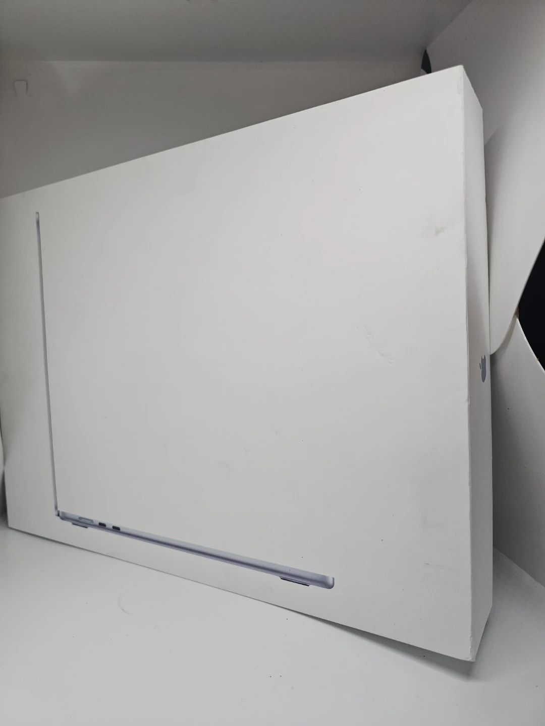 Apple 15-inch MacBook Air Box