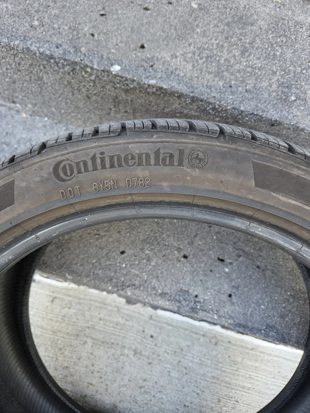 Continental ProContact TX 225/40 R18 Tire