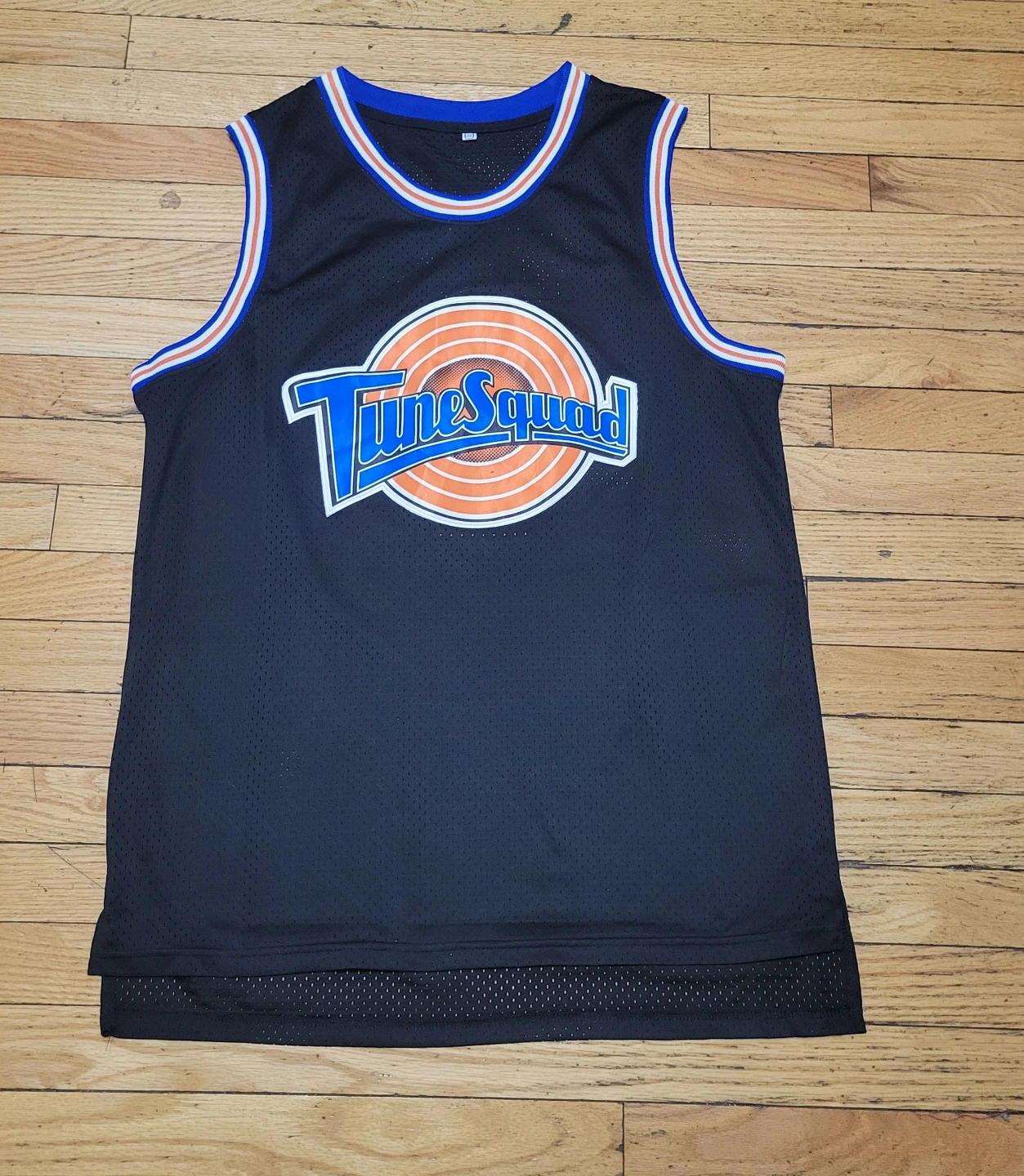 Tune Squad Bugs Bunny Jersey Size L