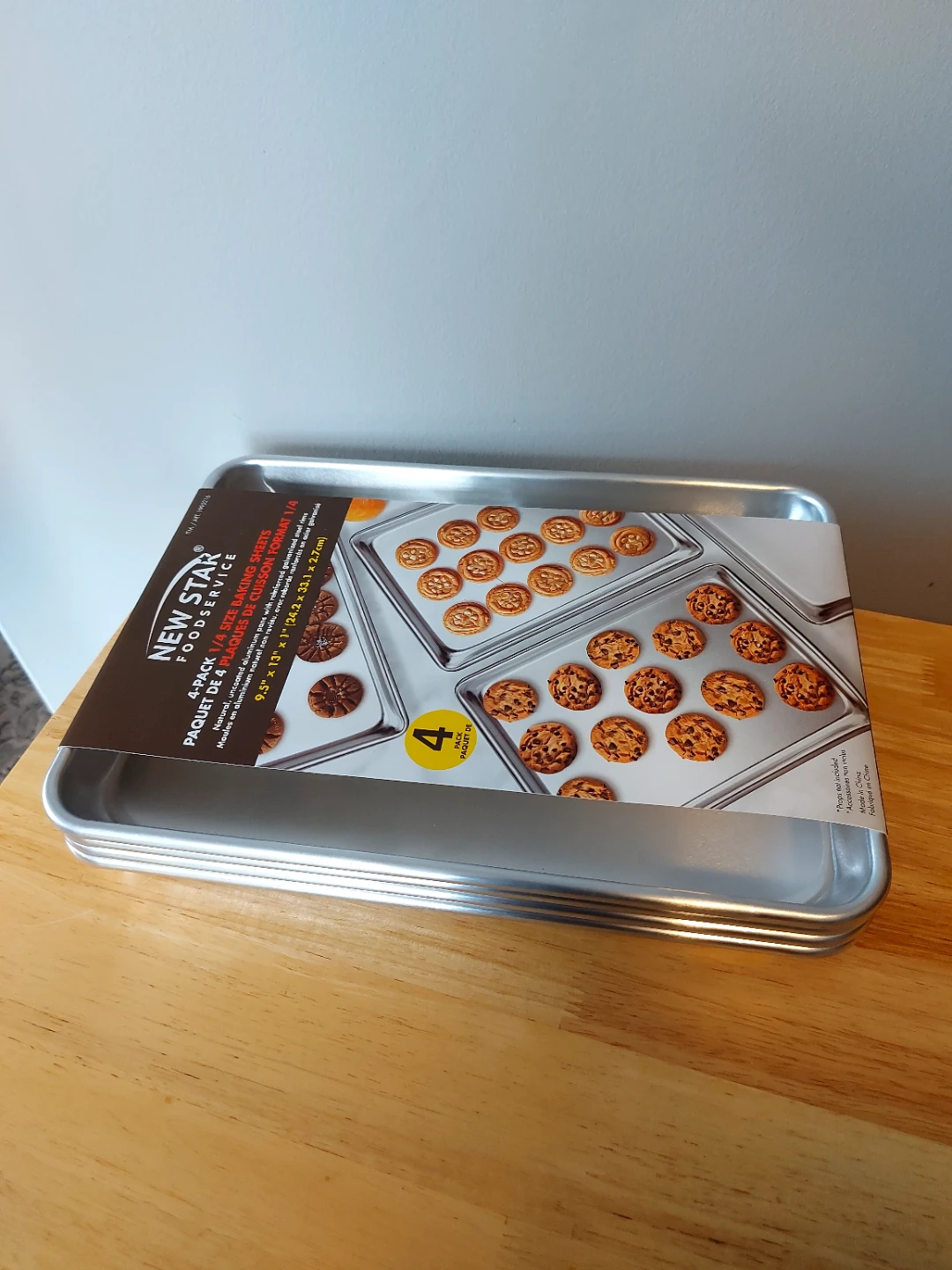 New Star Foodservice 4-Pack 1/4 Size Baking Sheets