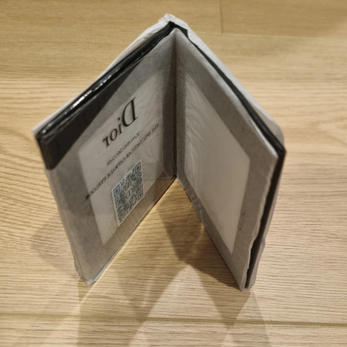Dior Beauty black mirror with pouch - photo 2