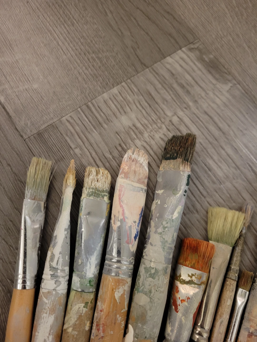 Lot of Used  Artist Vintage Paintbrushes - photo 2