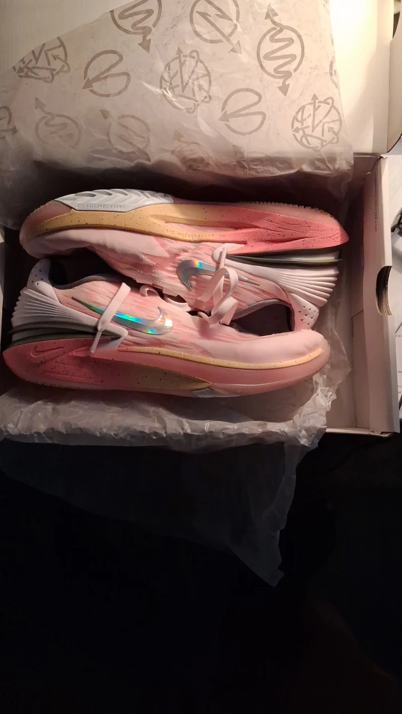 Nike Basketball Shoes in Original Box size 11.5