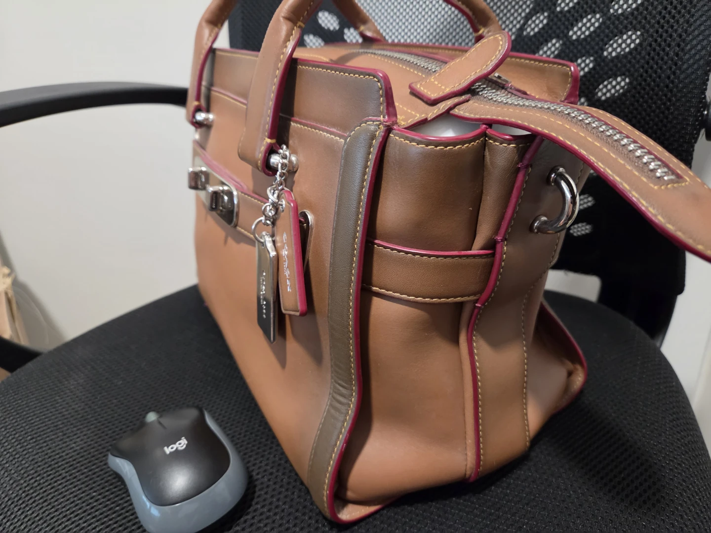 Coach Brown Leather Handbag (coach swagger carryall) - photo 3