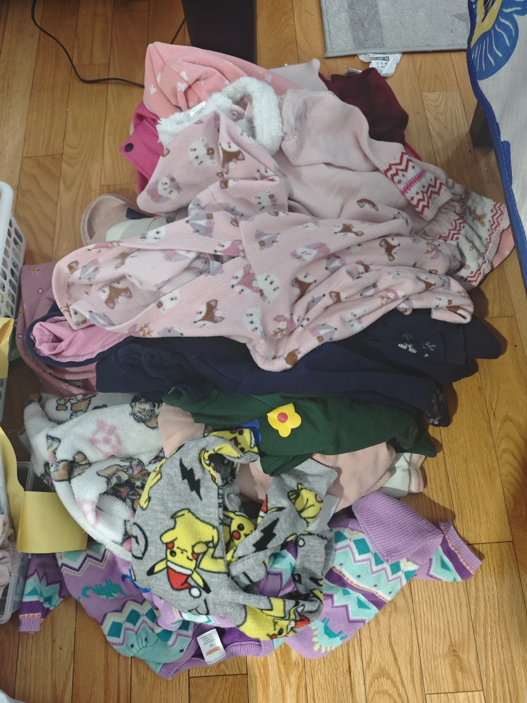 Free 3-4 year old girls clothing