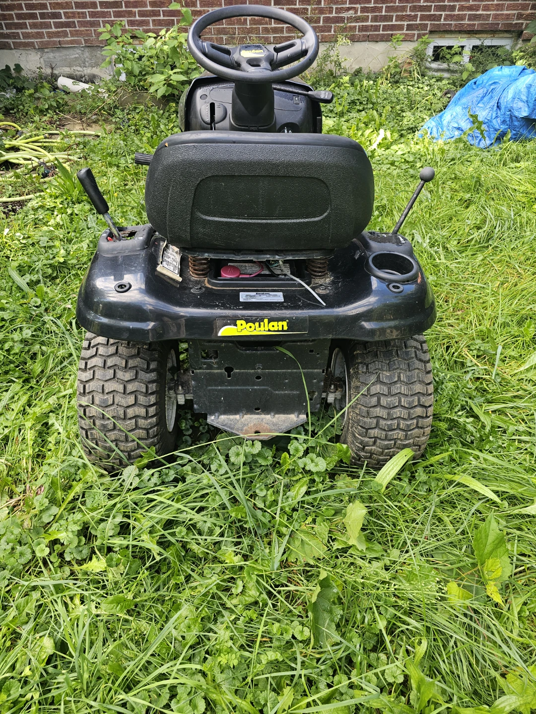 Poulan 14.5HP 38 inch Riding Lawn Mower - photo 5