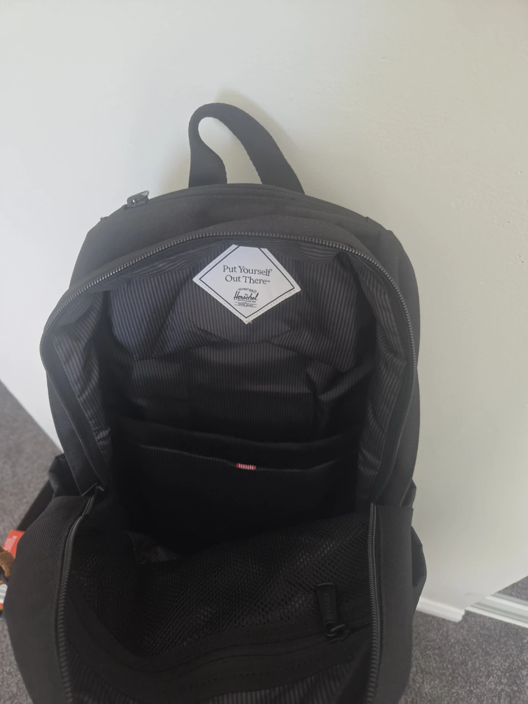 Herschel Supply Co. Backpack - photo 2