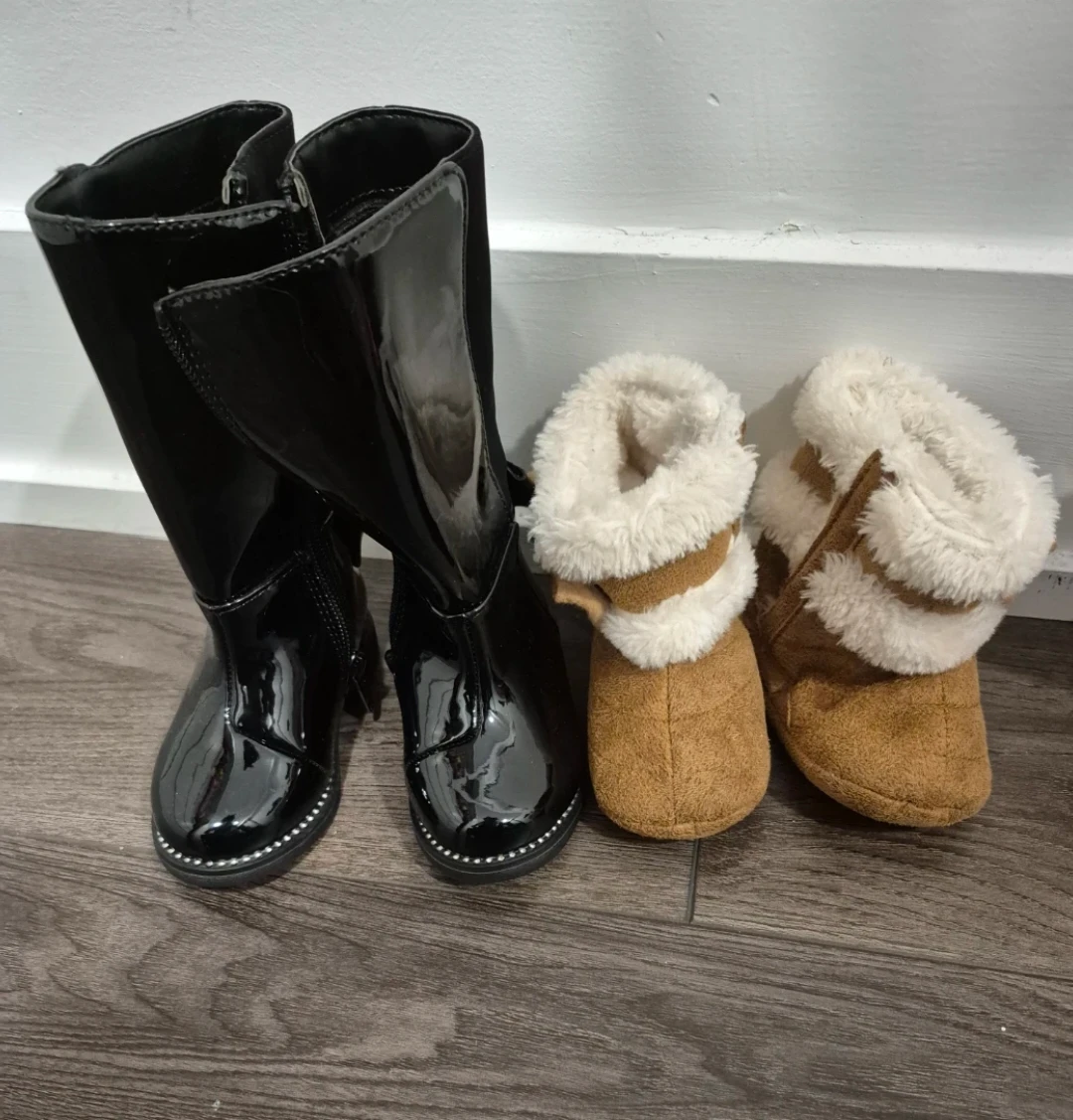 Toddler Girls's Boots Set, Size 4 - photo 2