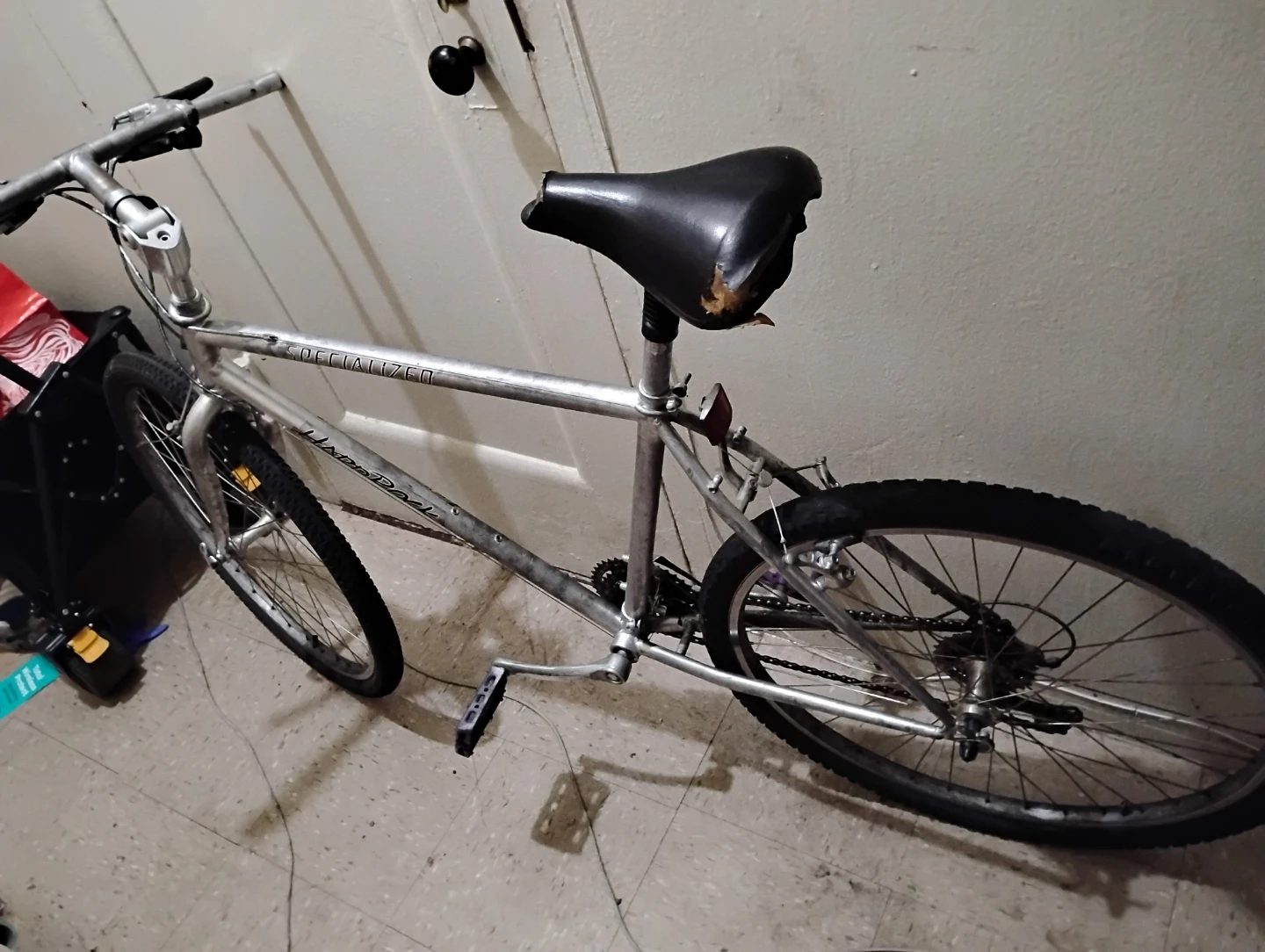 Specialized Hardrock Mountain Bike - photo 2