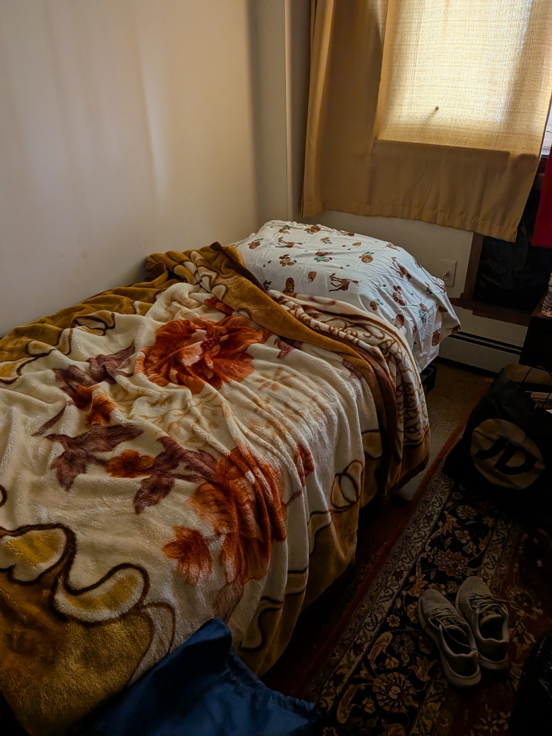 Twin Size Bed Frame with Mattress - photo 3
