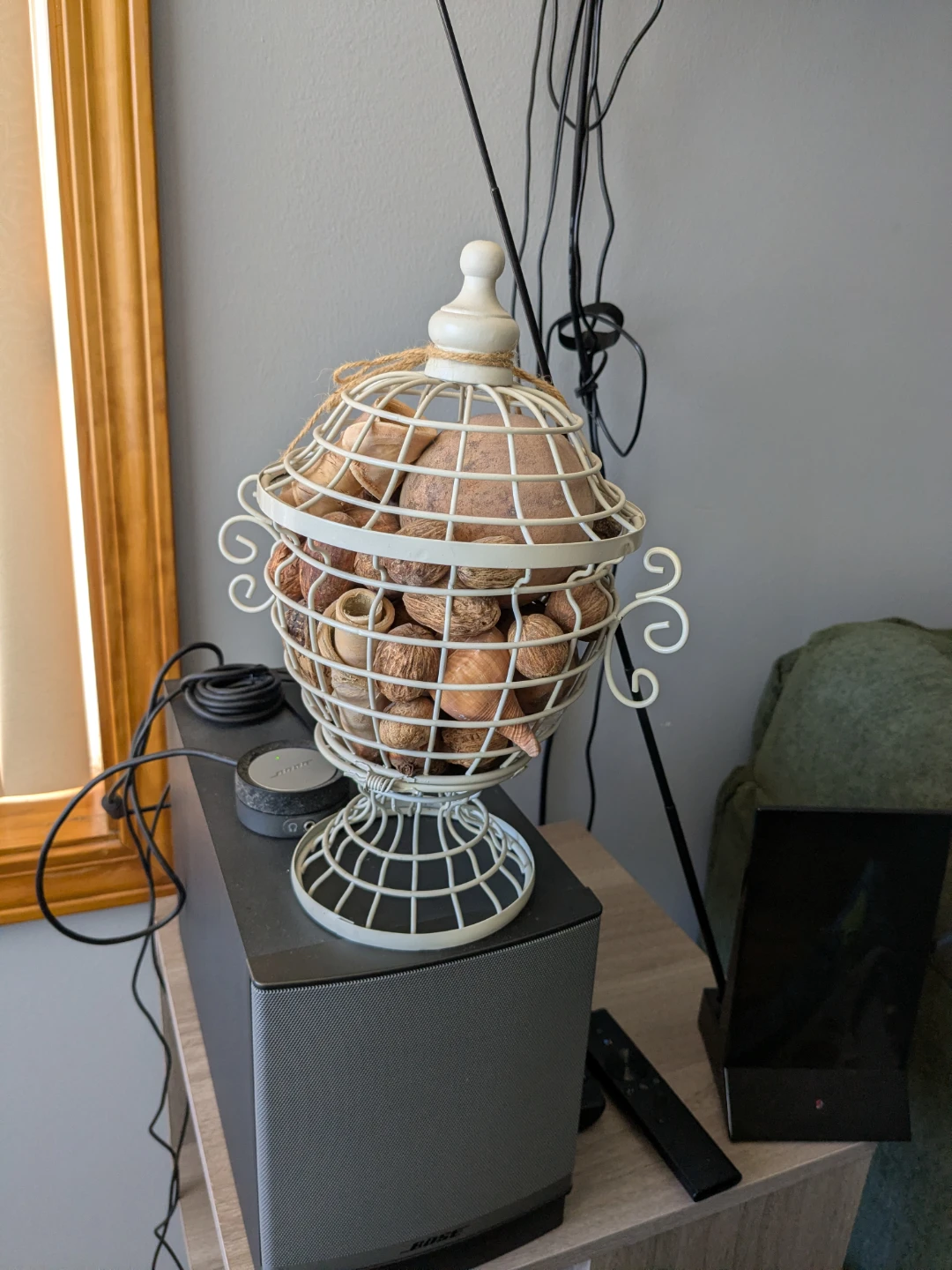 Decorative Metal Birdcage Style Orbs Holder - photo 4