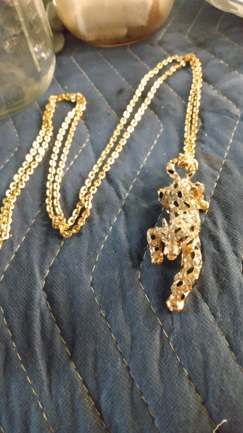 Gold-tone Leopard Rhinestone Necklace - photo 2