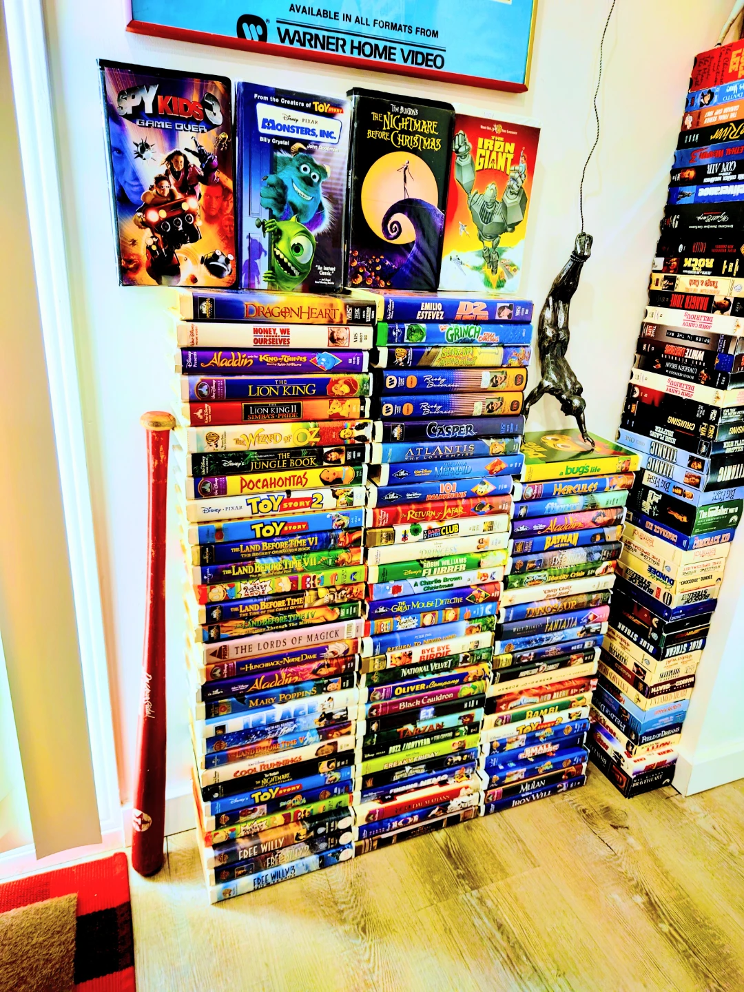 Vintage VHS Clam Shell Movie Tapes 100+