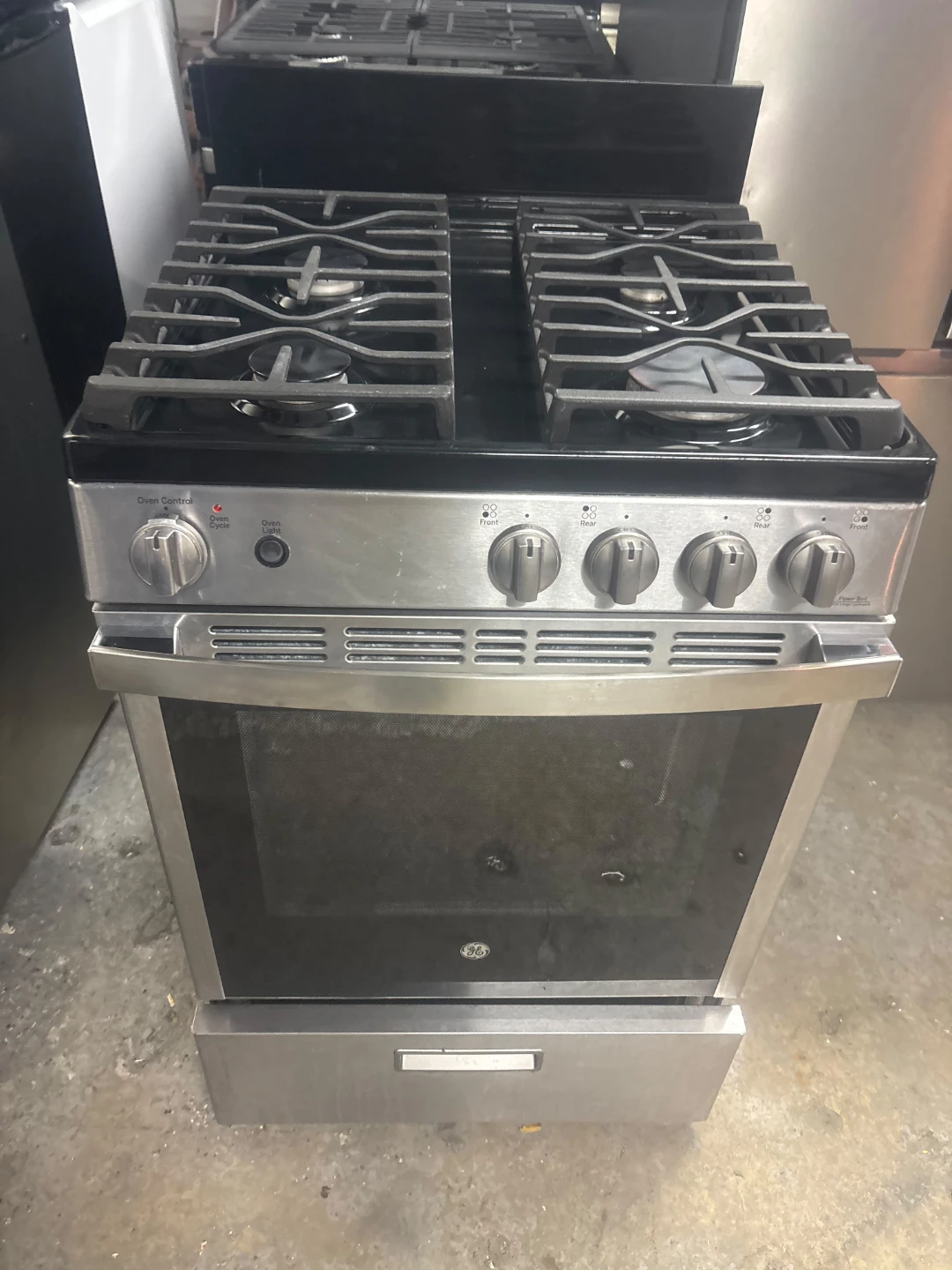 GE 24in Stainless steel Gas Range Oven