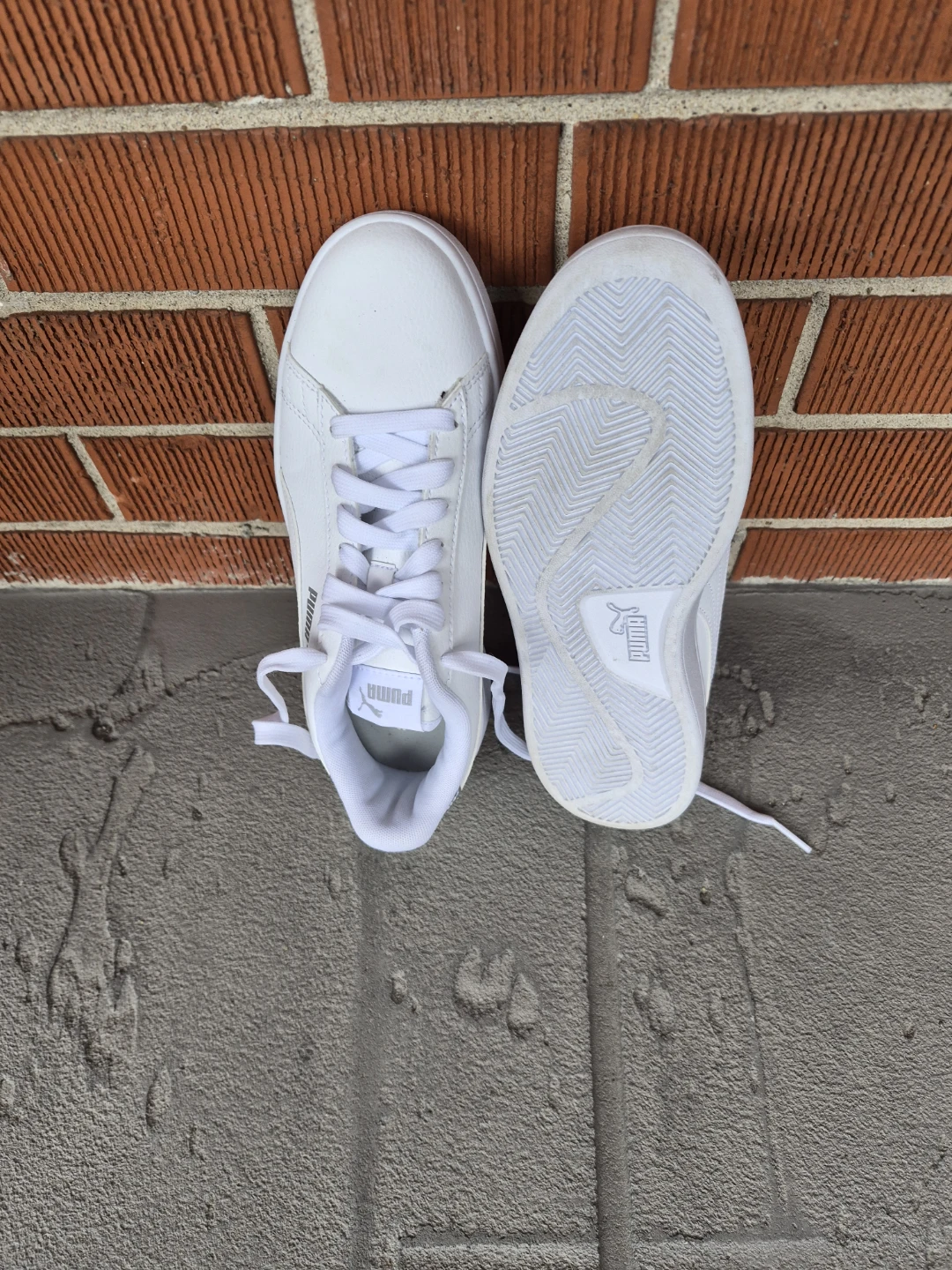Puma White Sneakers