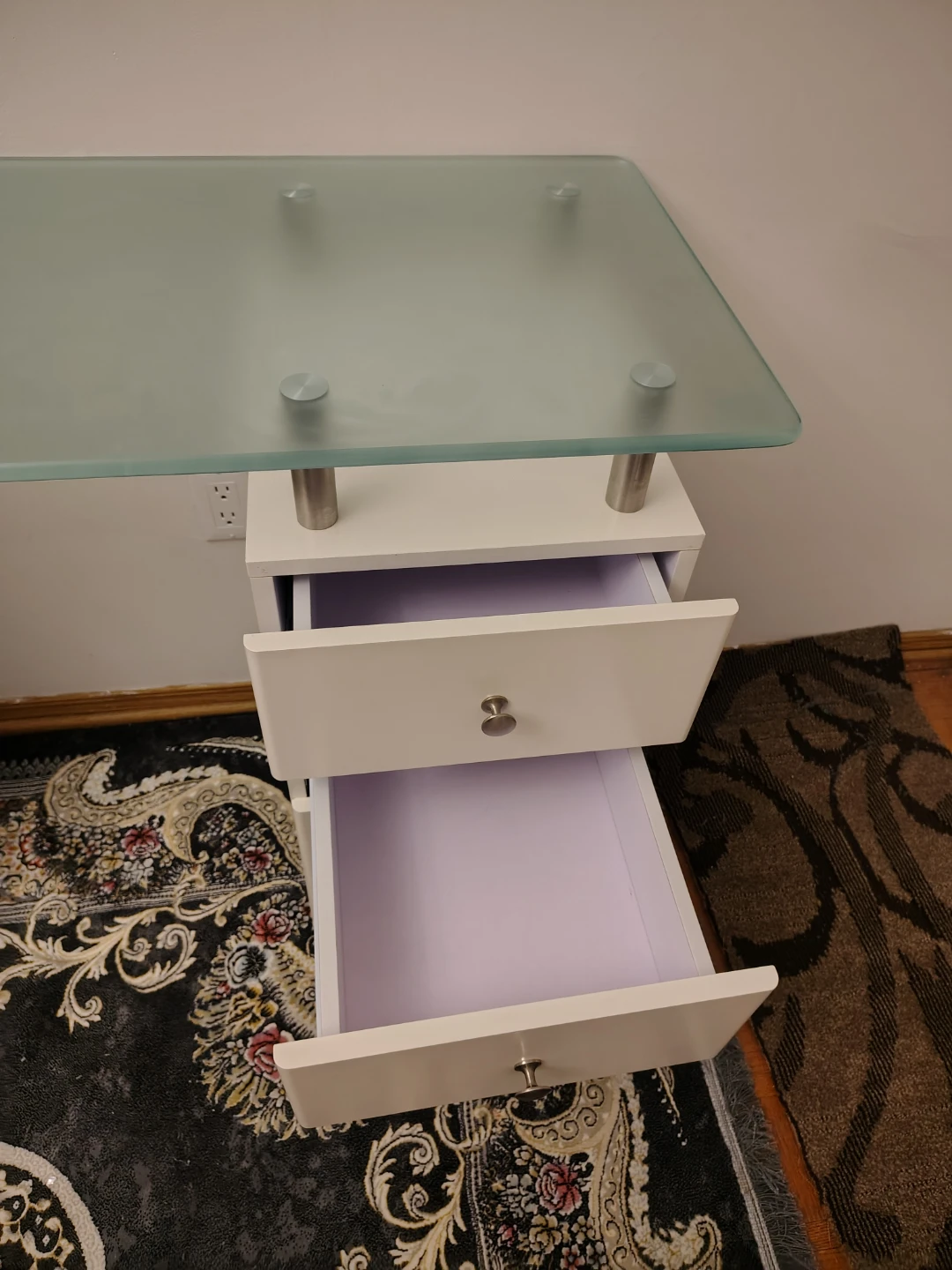 White desk with glass top - photo 5