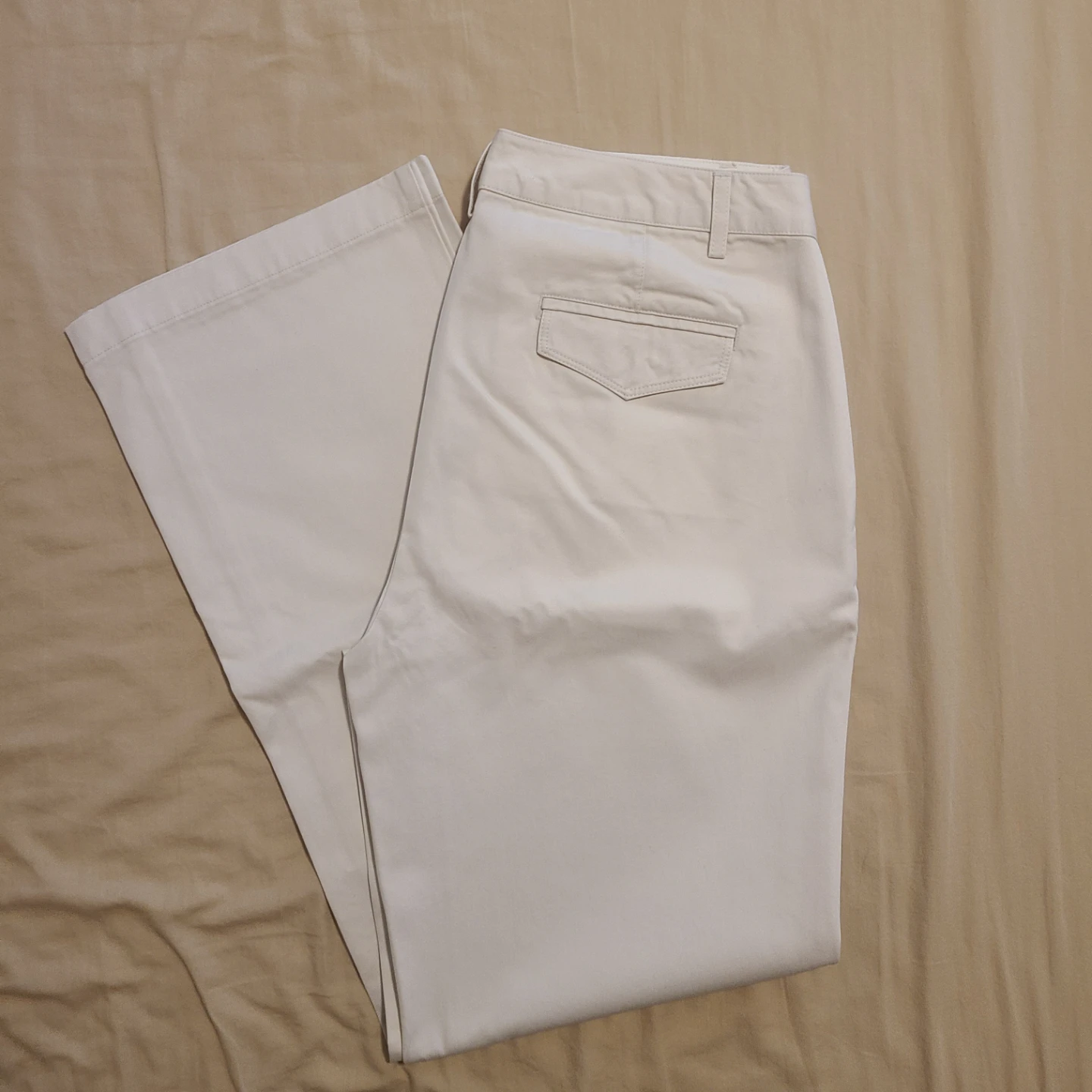 L.L.Bean Off-White Chinos Size 10  🏈