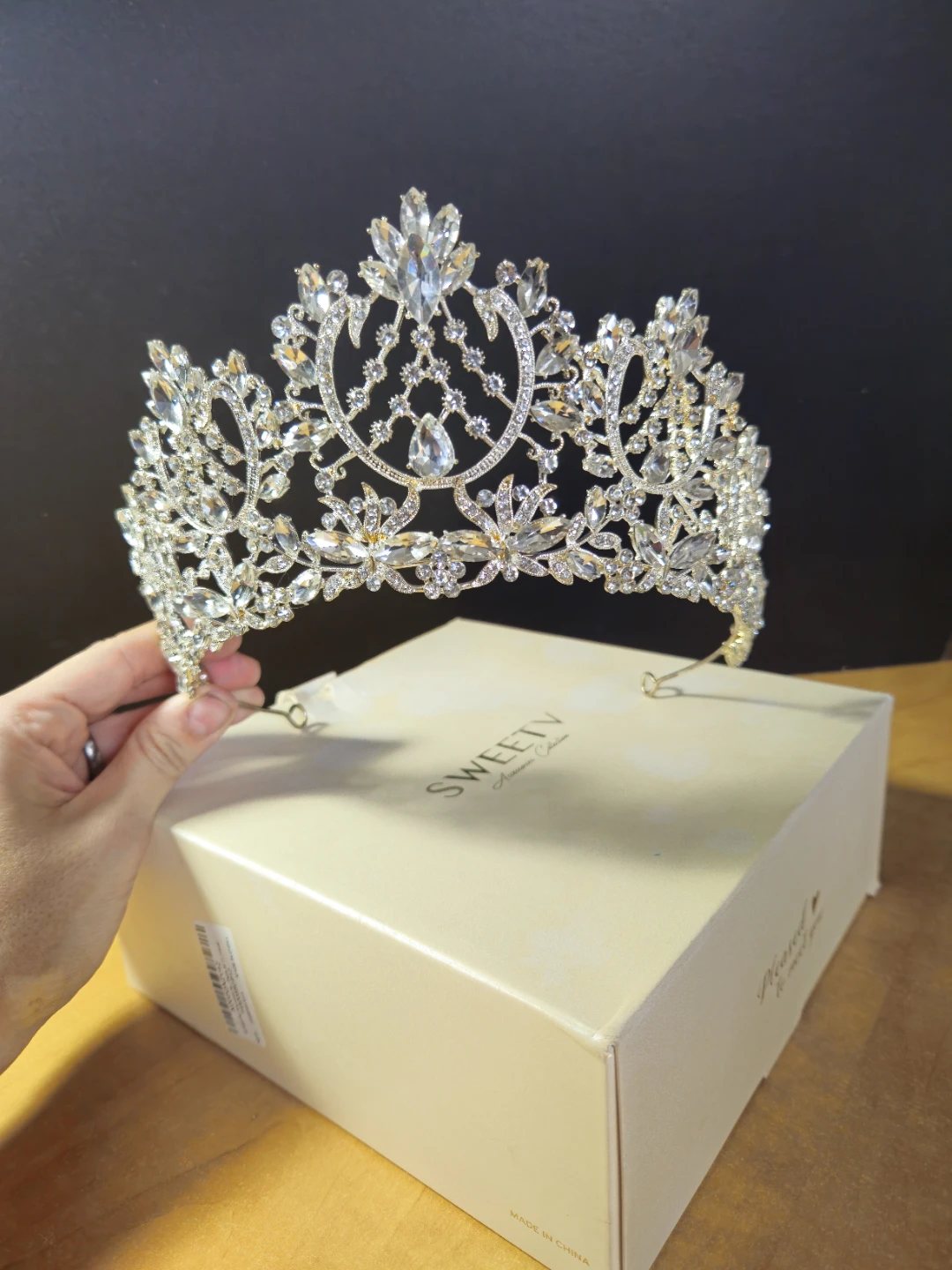 SWEETV Rhinestone Tiara - photo 2