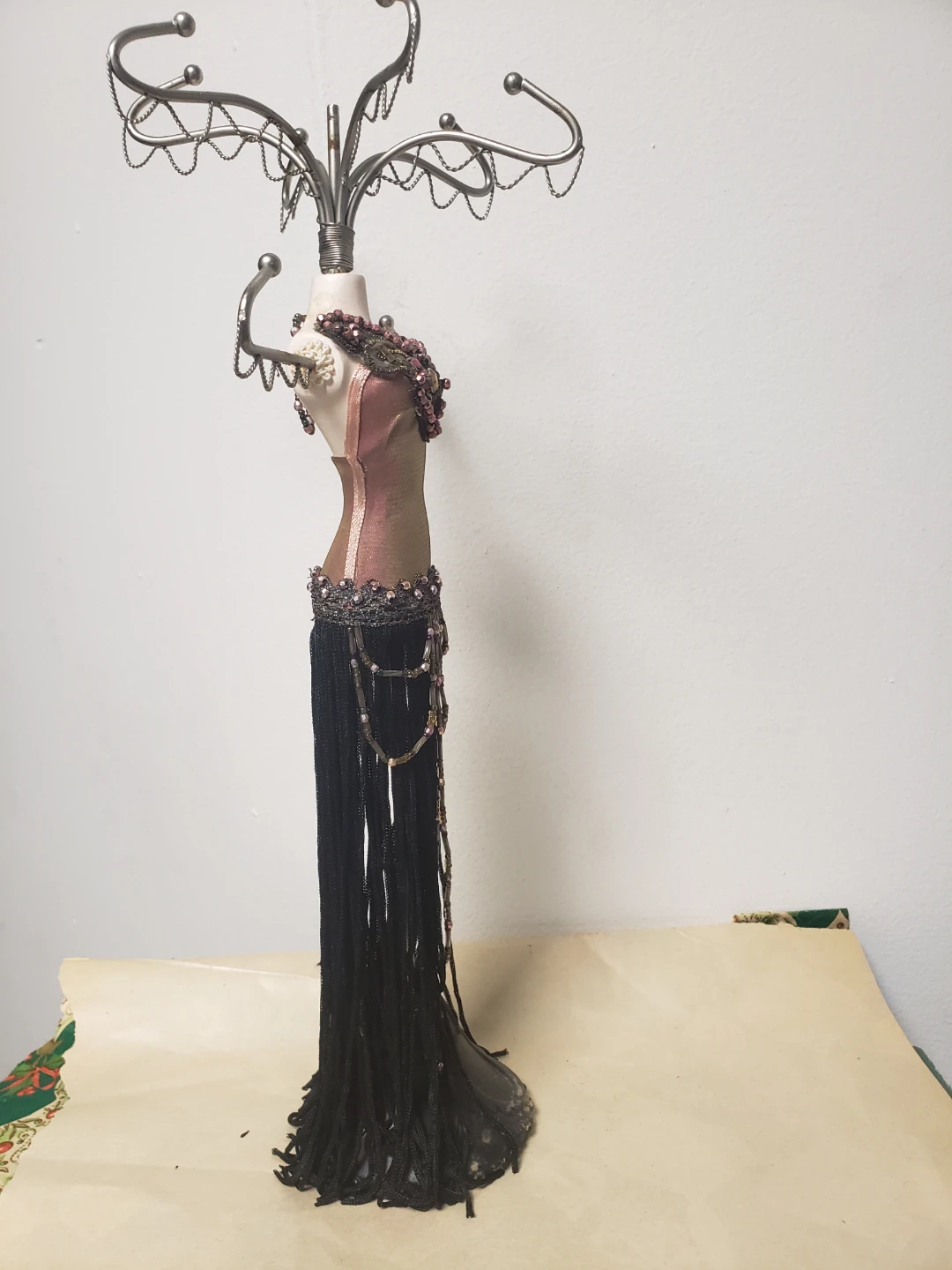 Mannequin Jewelry Stand - photo 2