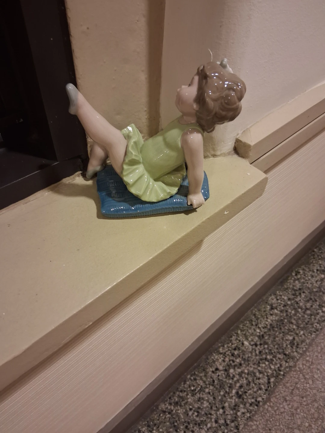 Lladro Porcelain Ballerina Figurine