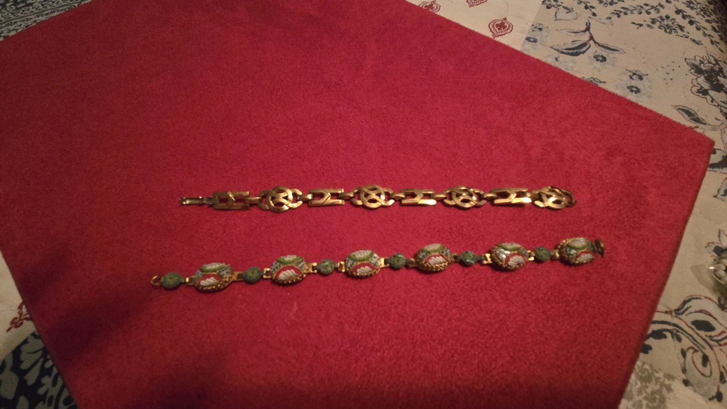Two vintage link bracelets