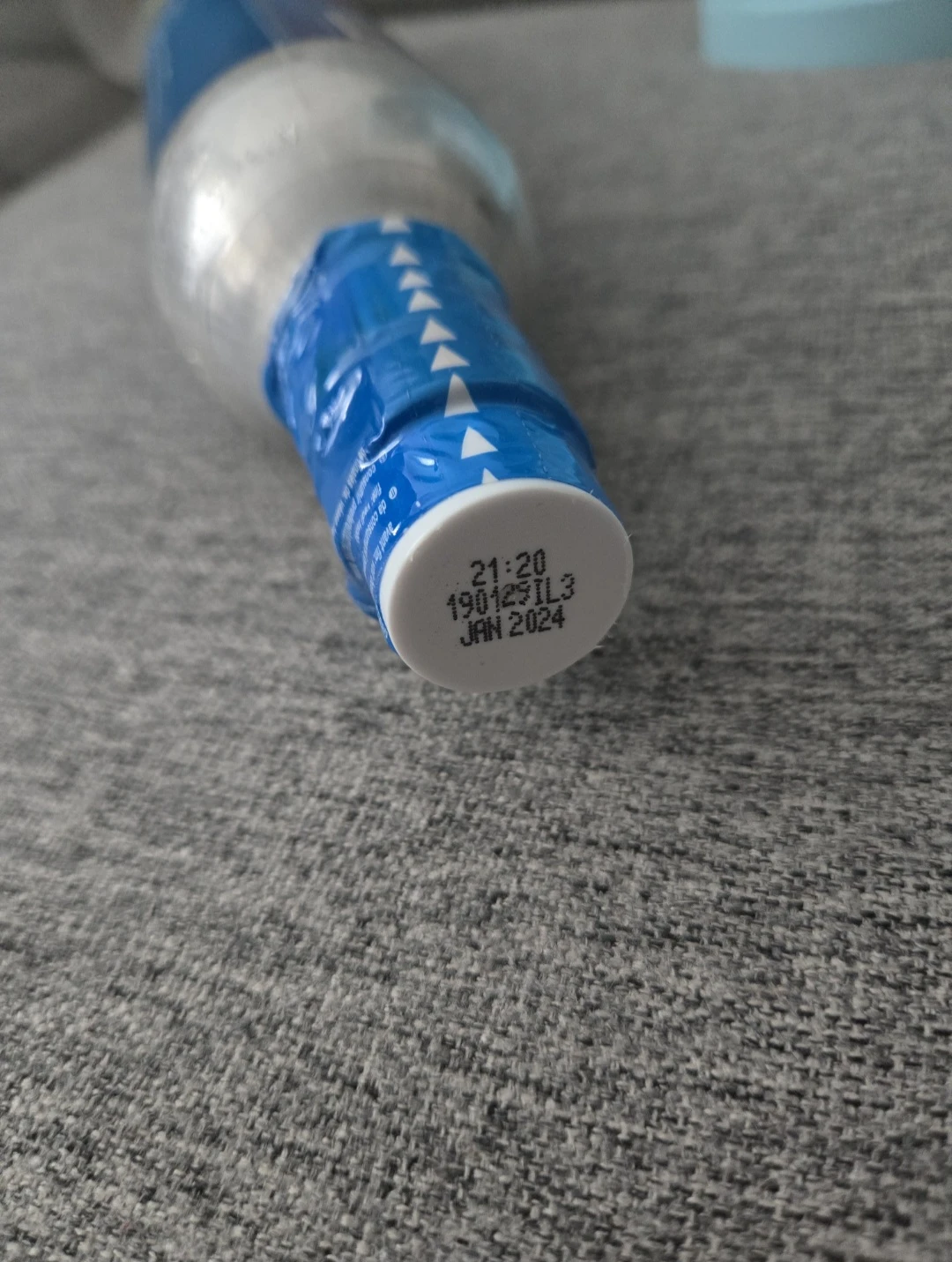 Soda Stream Fizzi Sparkling Water Maker - photo 5