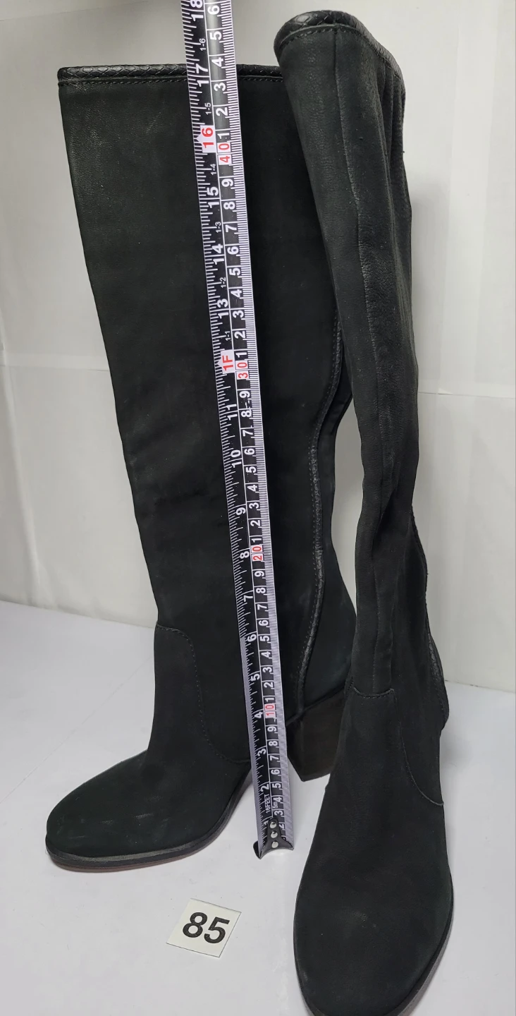 Black Heeled Knee-High Boots, size 6M (85) - photo 2