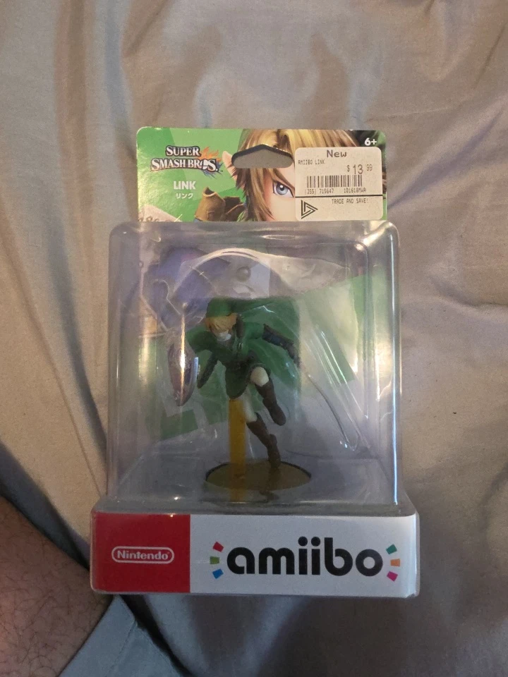 Totaku and Amiibo Figure Bundle - photo 3
