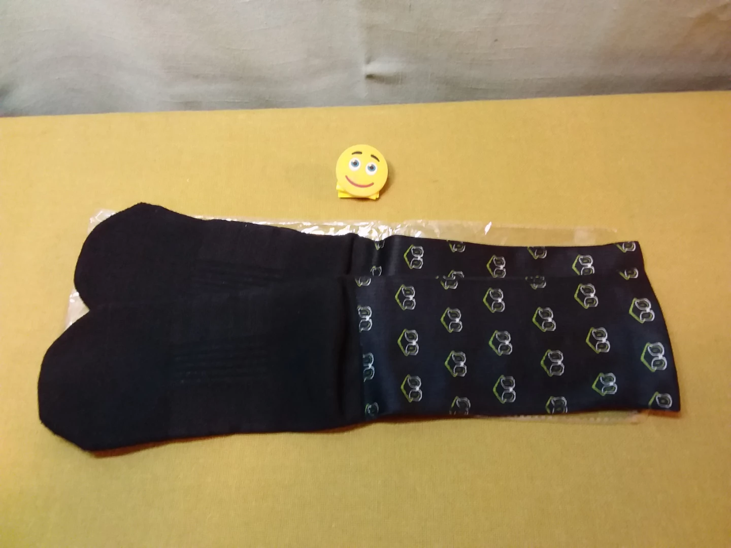 🏈 🧦 🆓  Black Patterned Socks 🧦 - photo 3