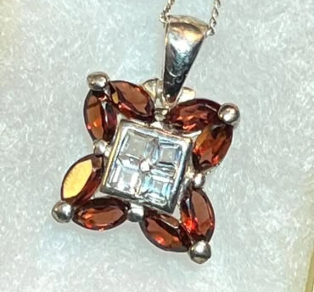Genuine Garnet and White Topaz Solid 925 Silver Necklace - photo 3