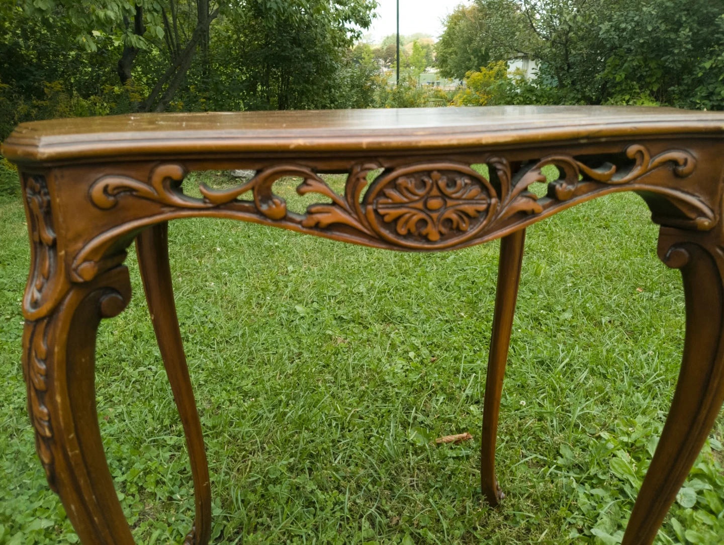 Late 19th Century  French Louis XV Style Carved Side Table - photo 5