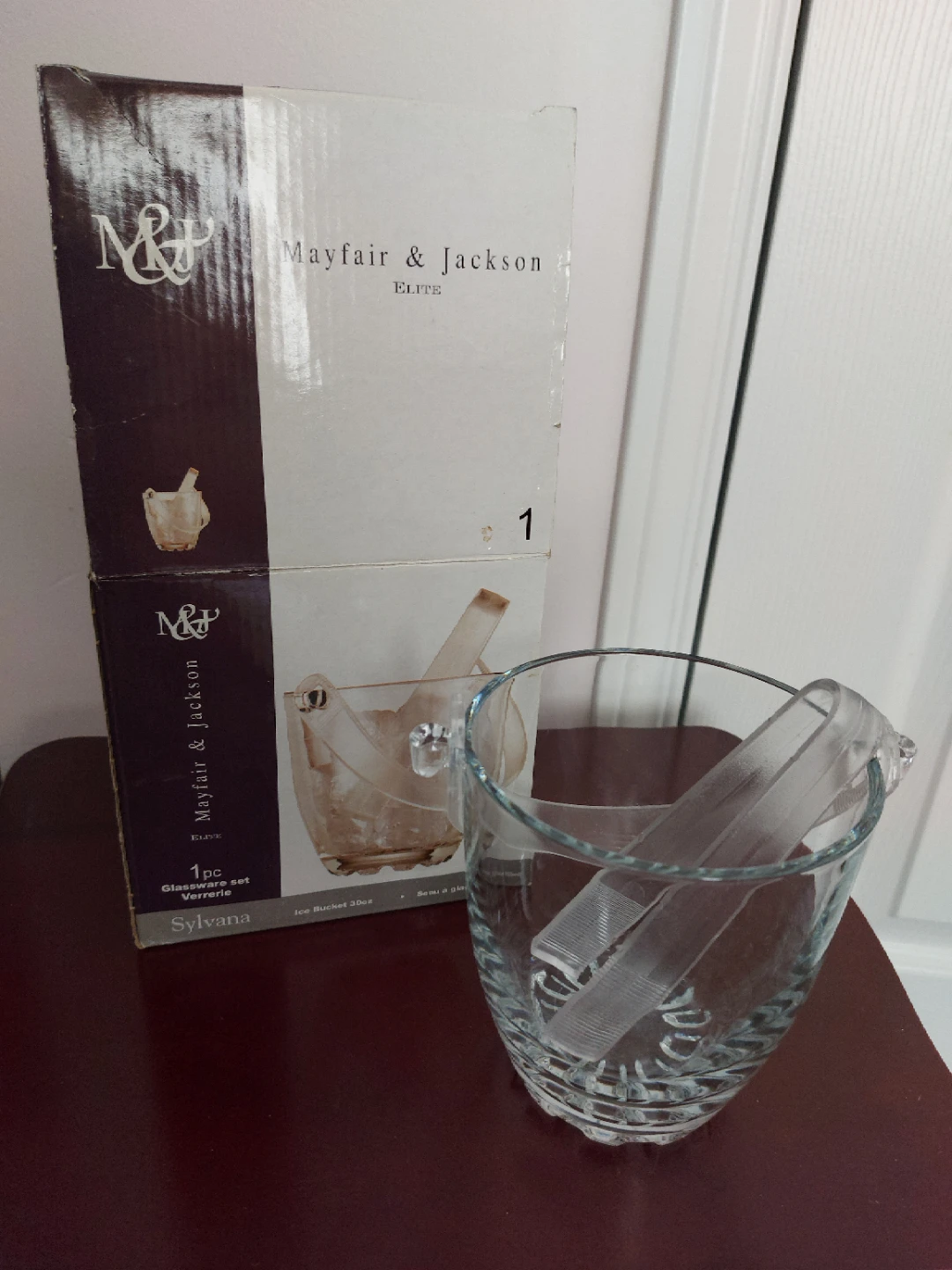 Mayfair and Jackson Elite Sylvana 1pc Glass  30oz Ice Bucket