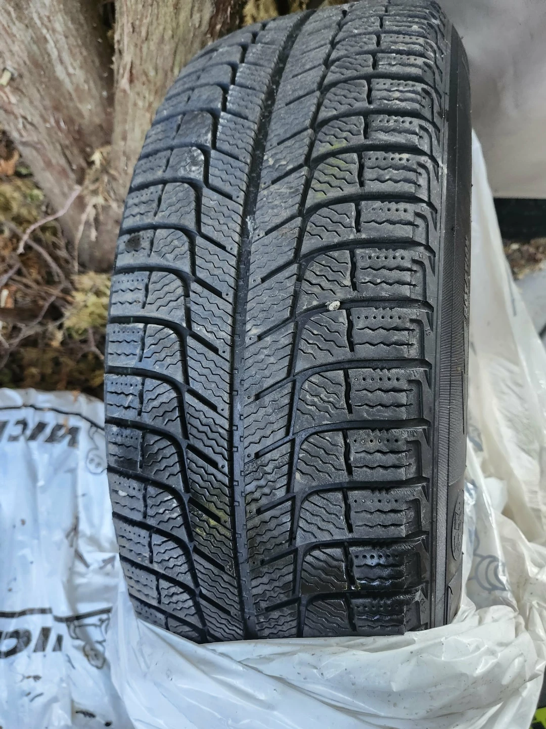 Winter tyres