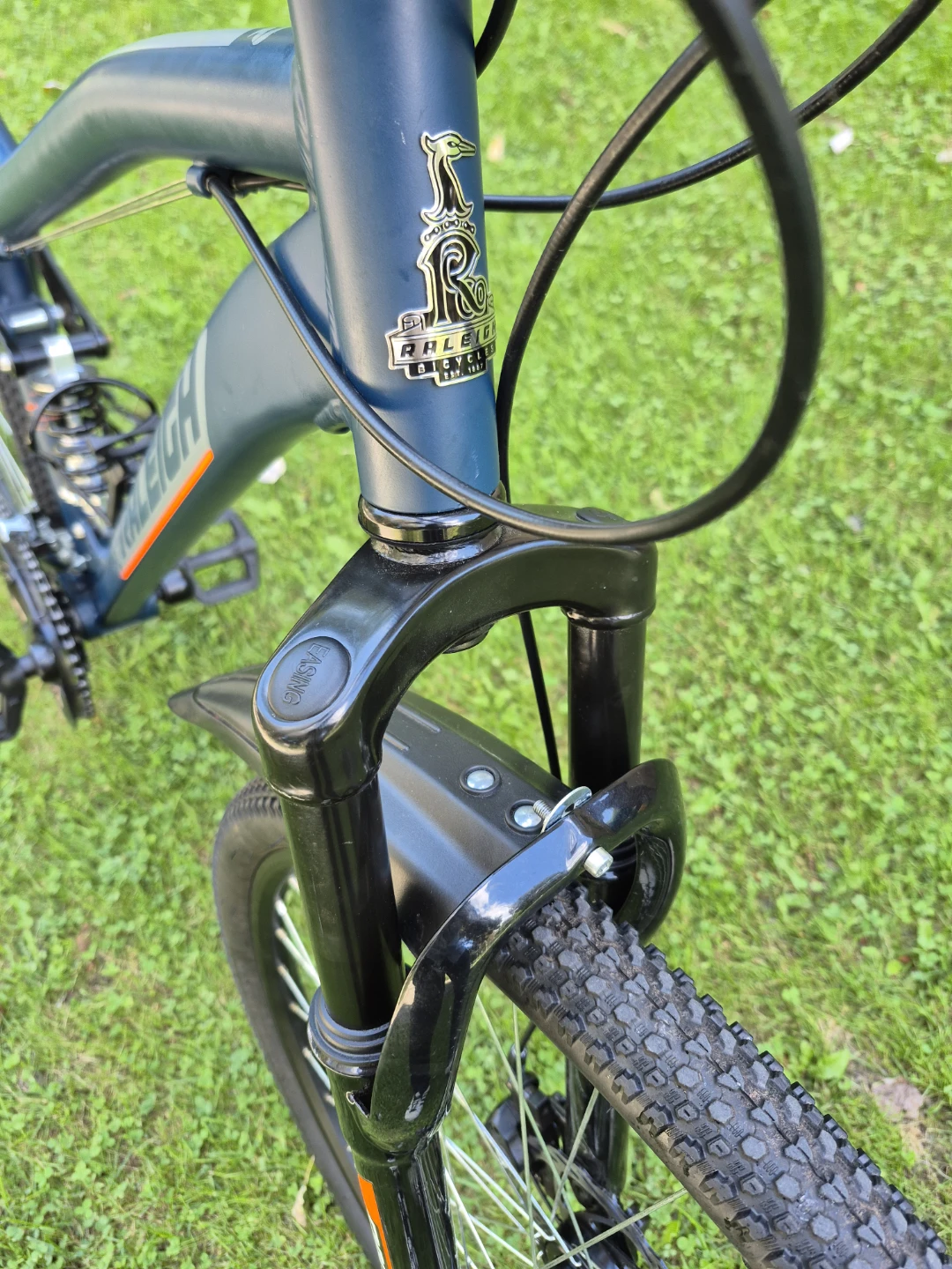 Raleigh Chase Dual-Suspension Mountain Bike (27.5",Upgraded - photo 4