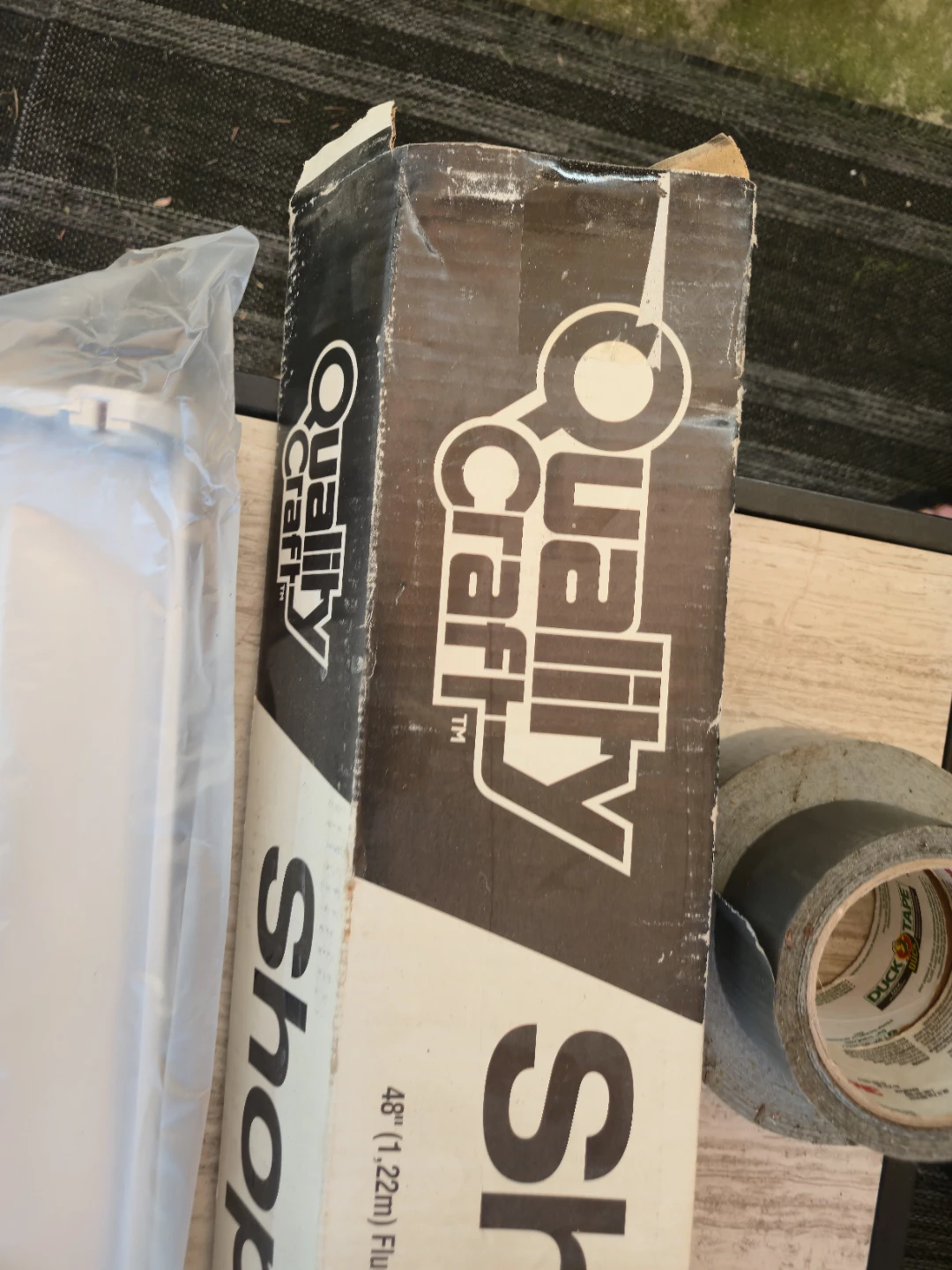 48" Fluorescent Shop Lights / Fixtures – 4-5 Lights - photo 4