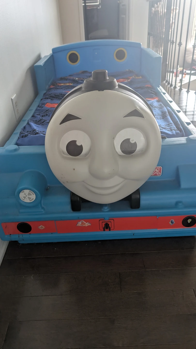 Step2 Thomas the Tank Engine Toddler Bed - photo 2