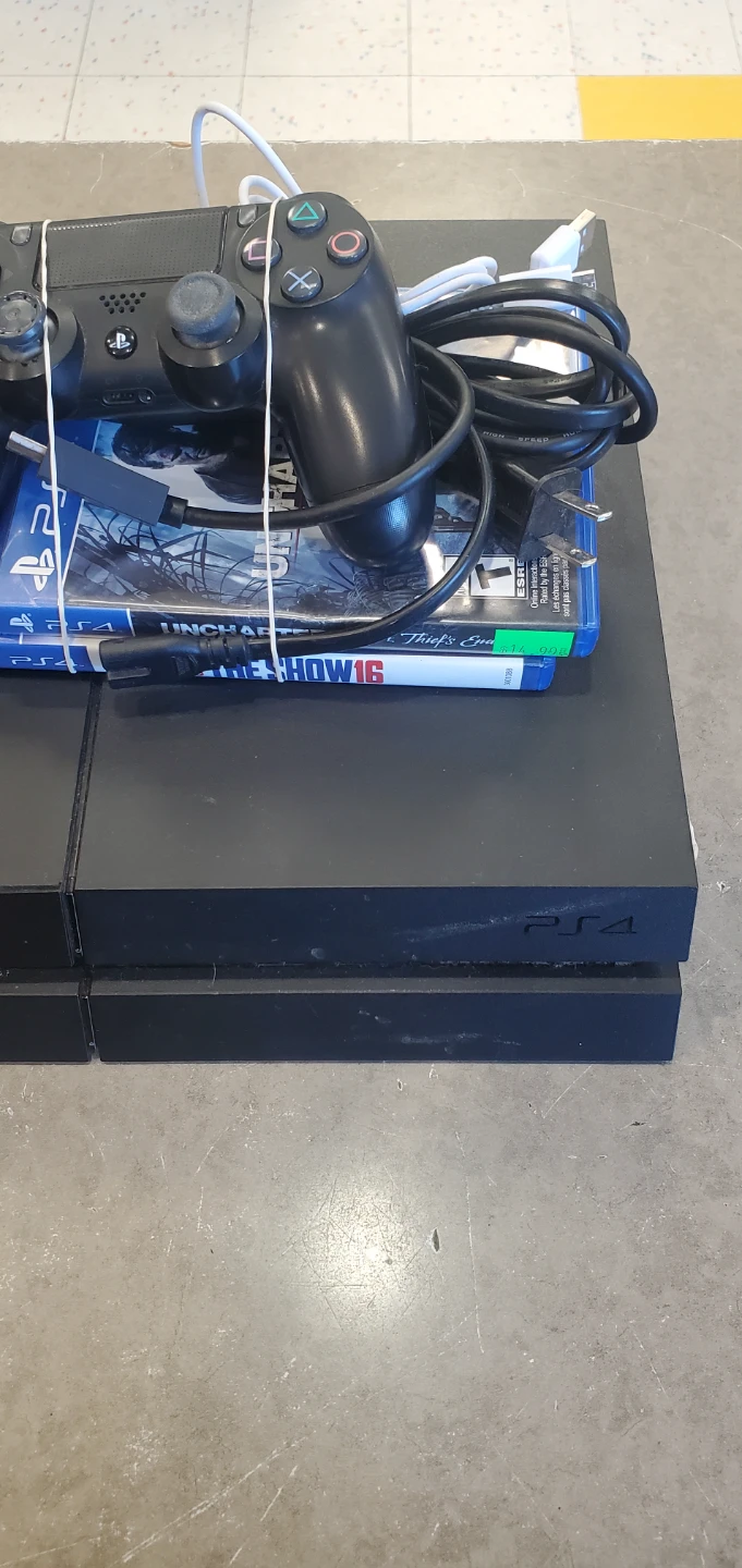 Sony PlayStation 4 Console Bundle