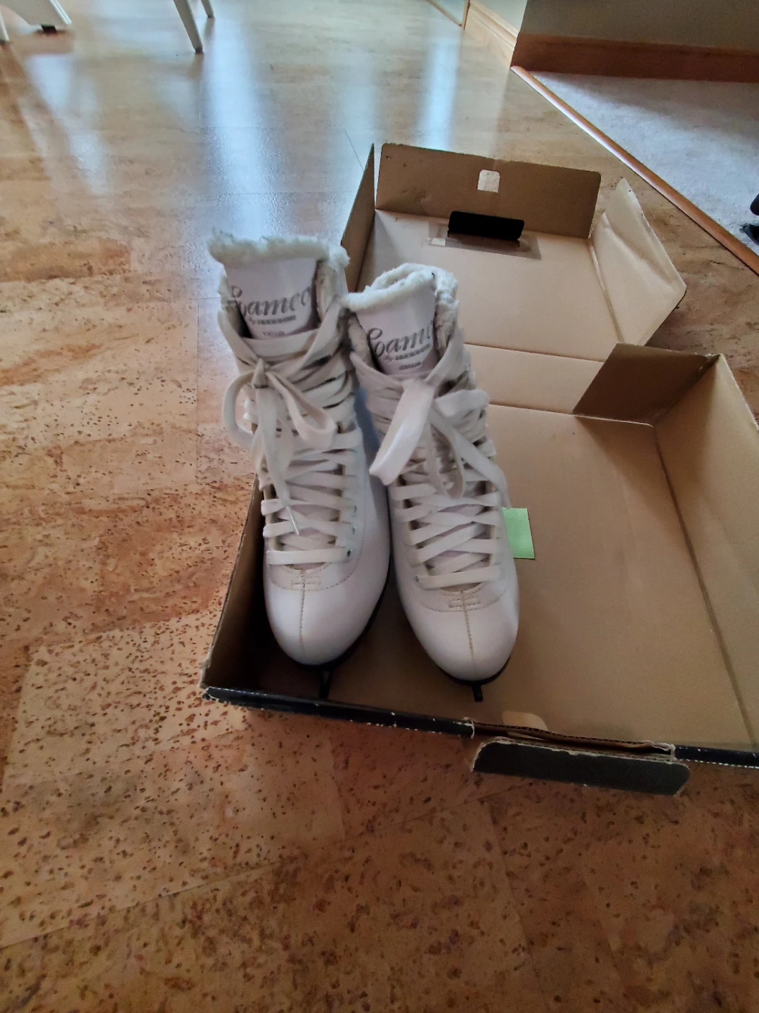Cameo by Jackson Junior Ice Skates Size 3 - photo 3
