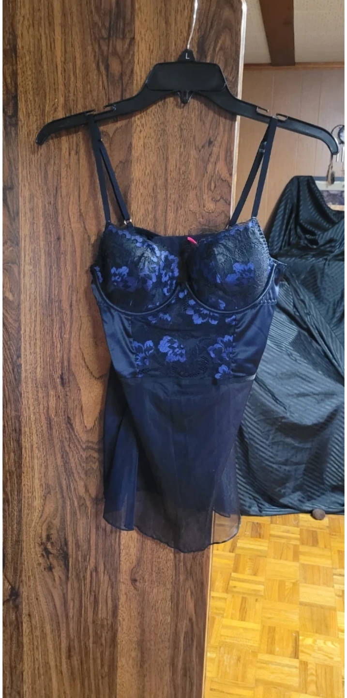 Lingerie/sexy Tops