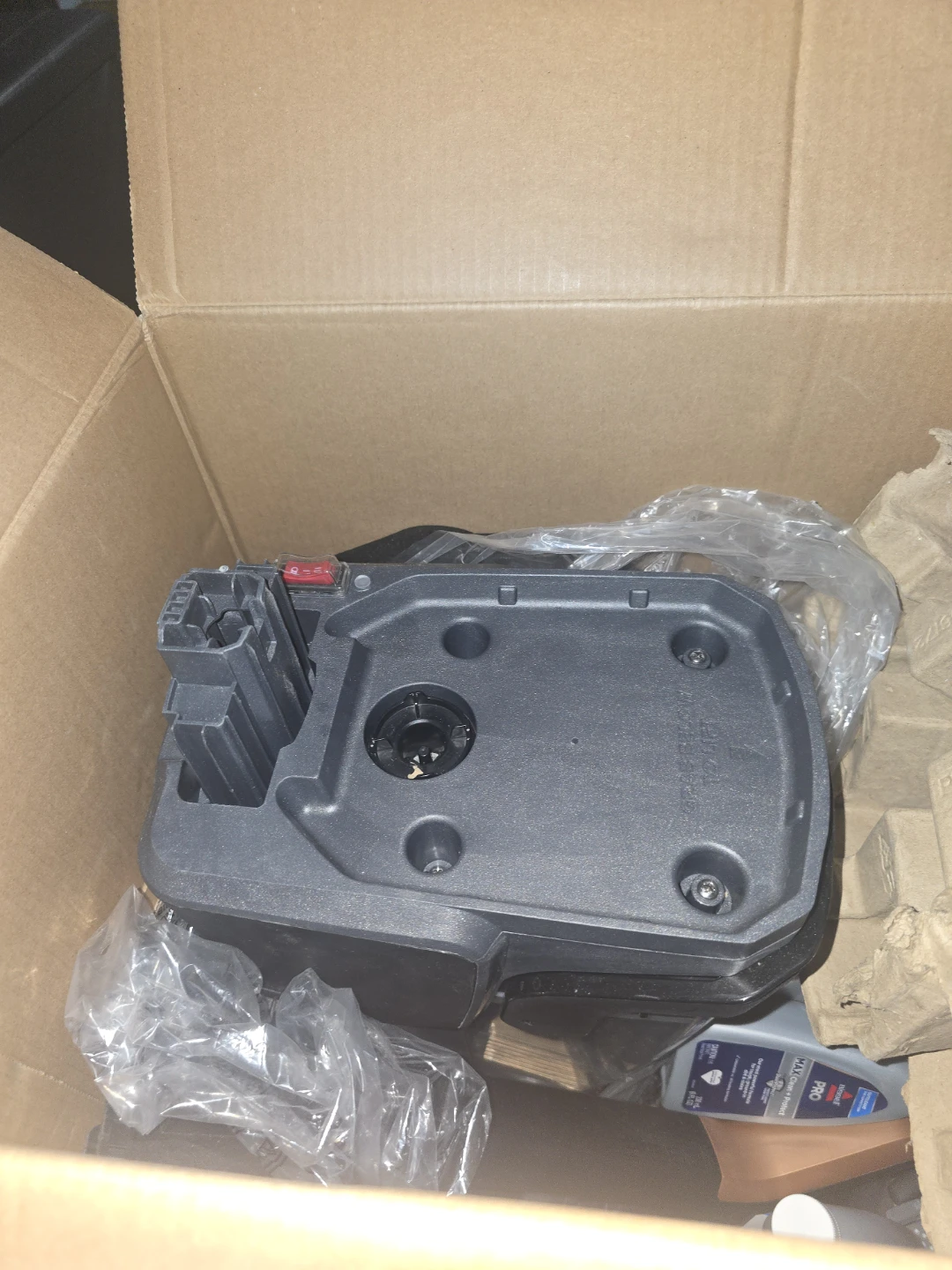 Bissell Revolution Hydrosteam Carpet Cleaner - photo 5