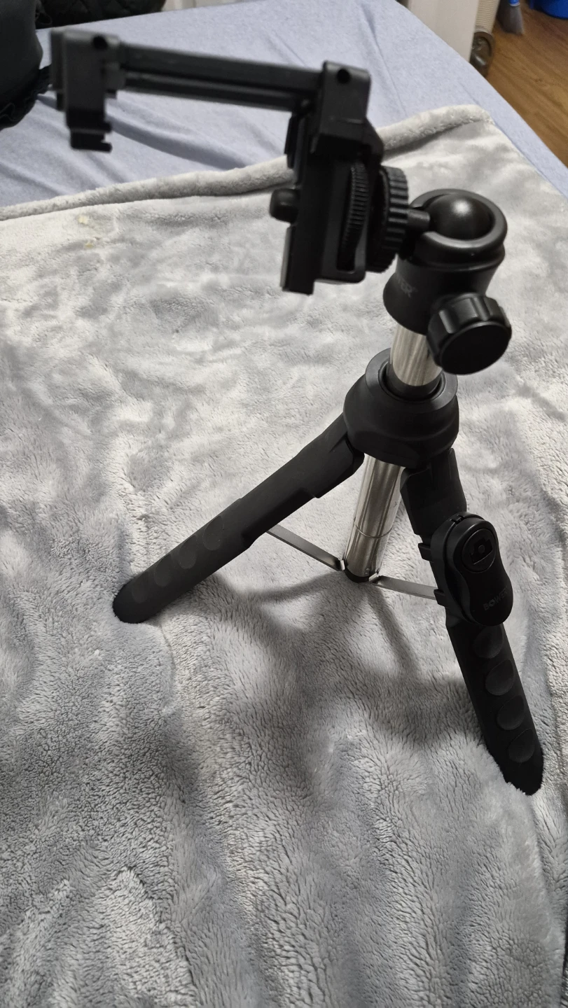 Bower Smartphone Tabletop Tripod - photo 3