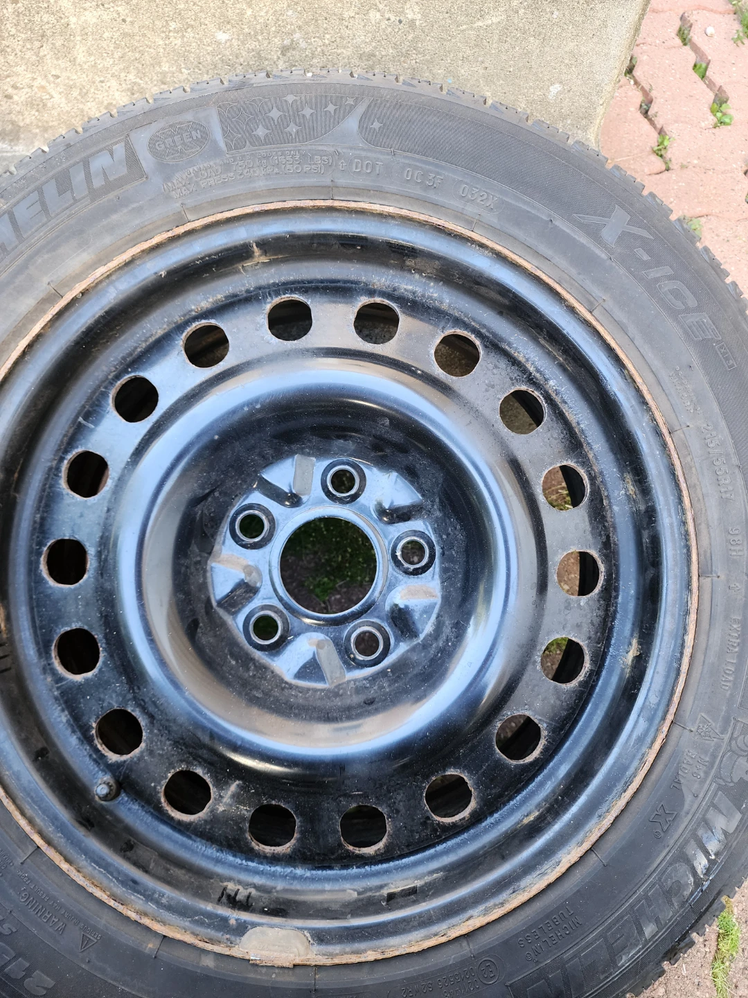 Michelin X-Ice 215/55R17 Winter Tires 5x114.3 Bolt Pattern - photo 2
