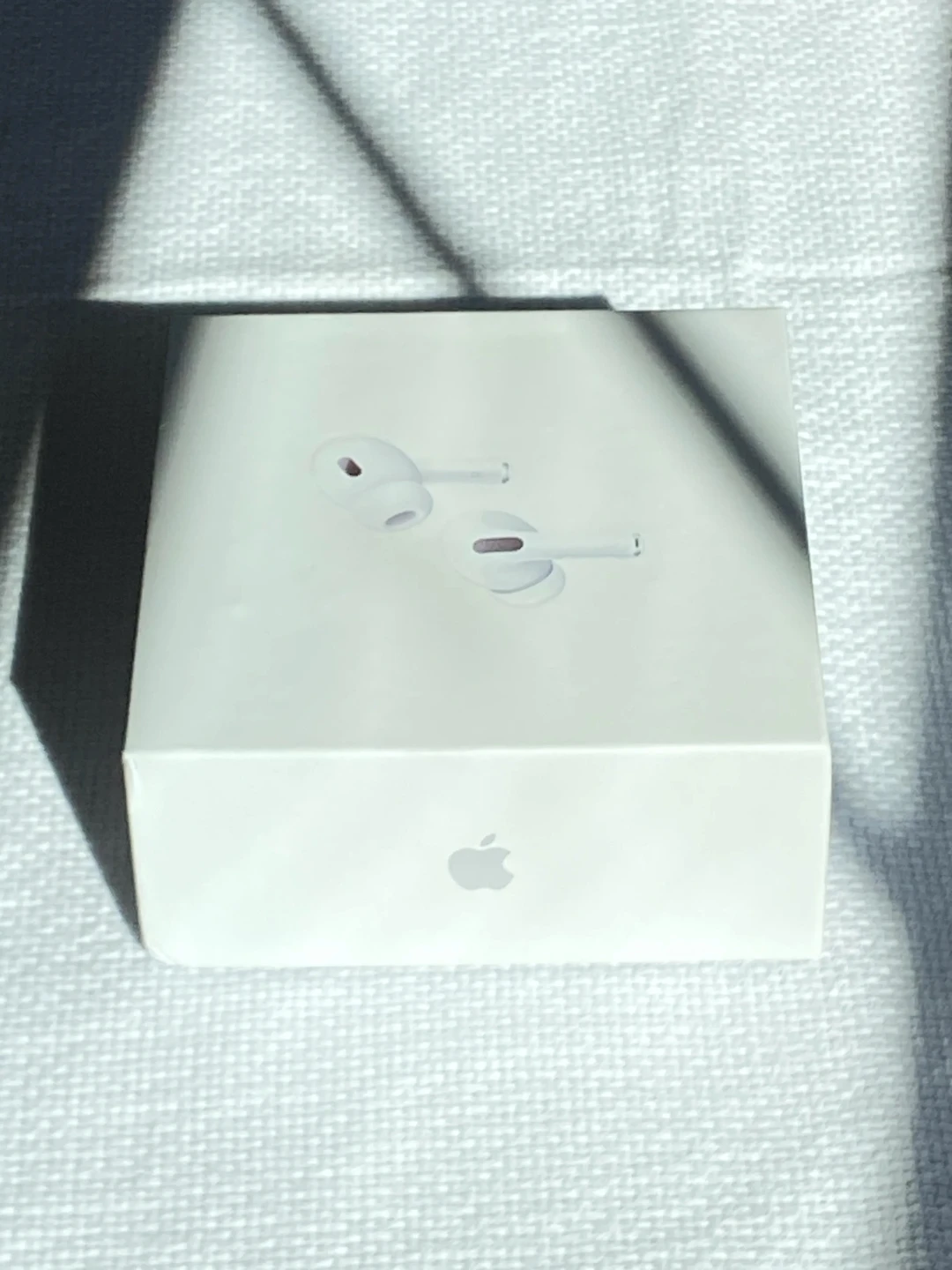 Apple AirPods Pro (2nd generation) with (ANC) and MagSafe - photo 3