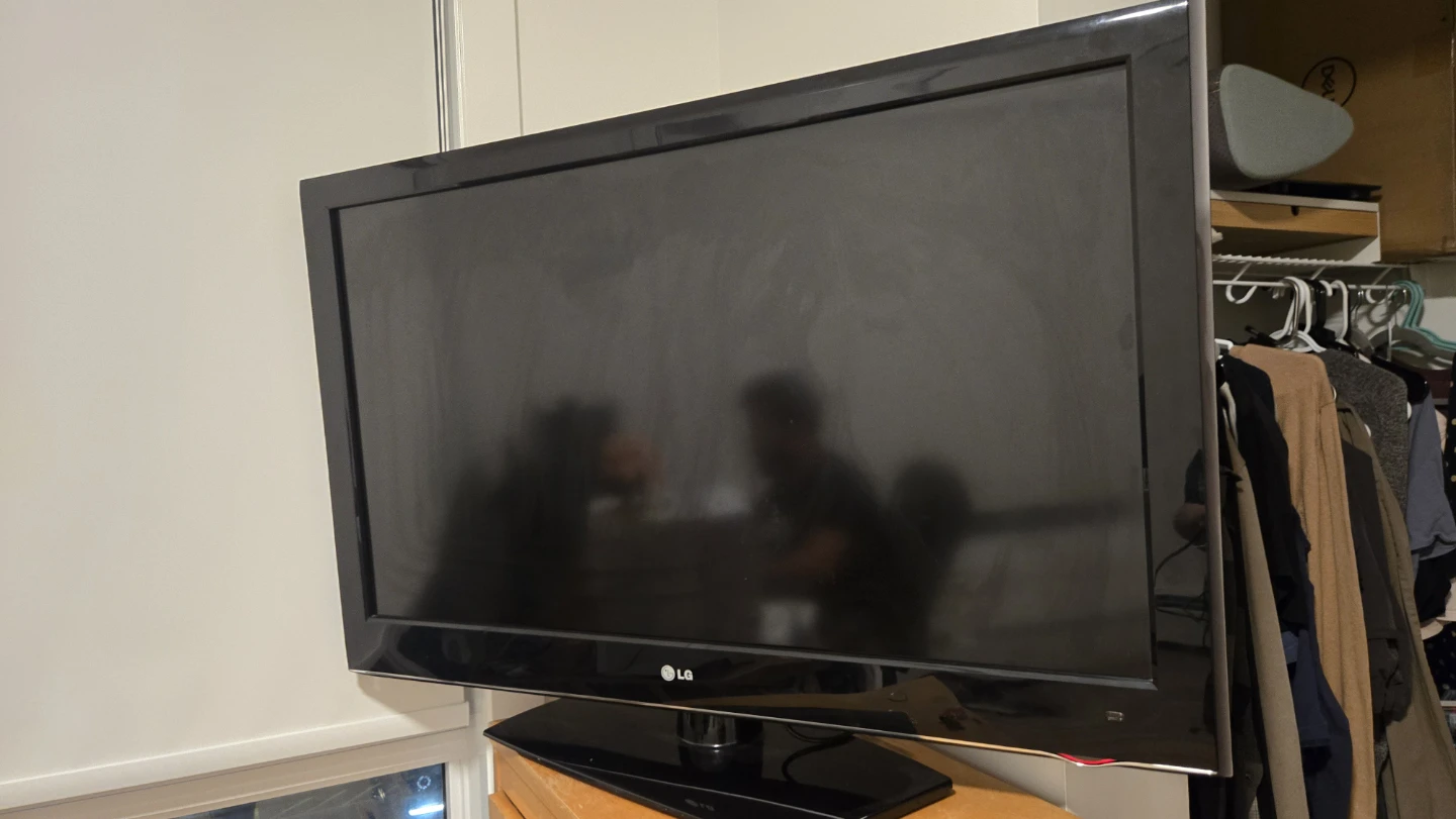 42' LCD TV with Remote - not smart