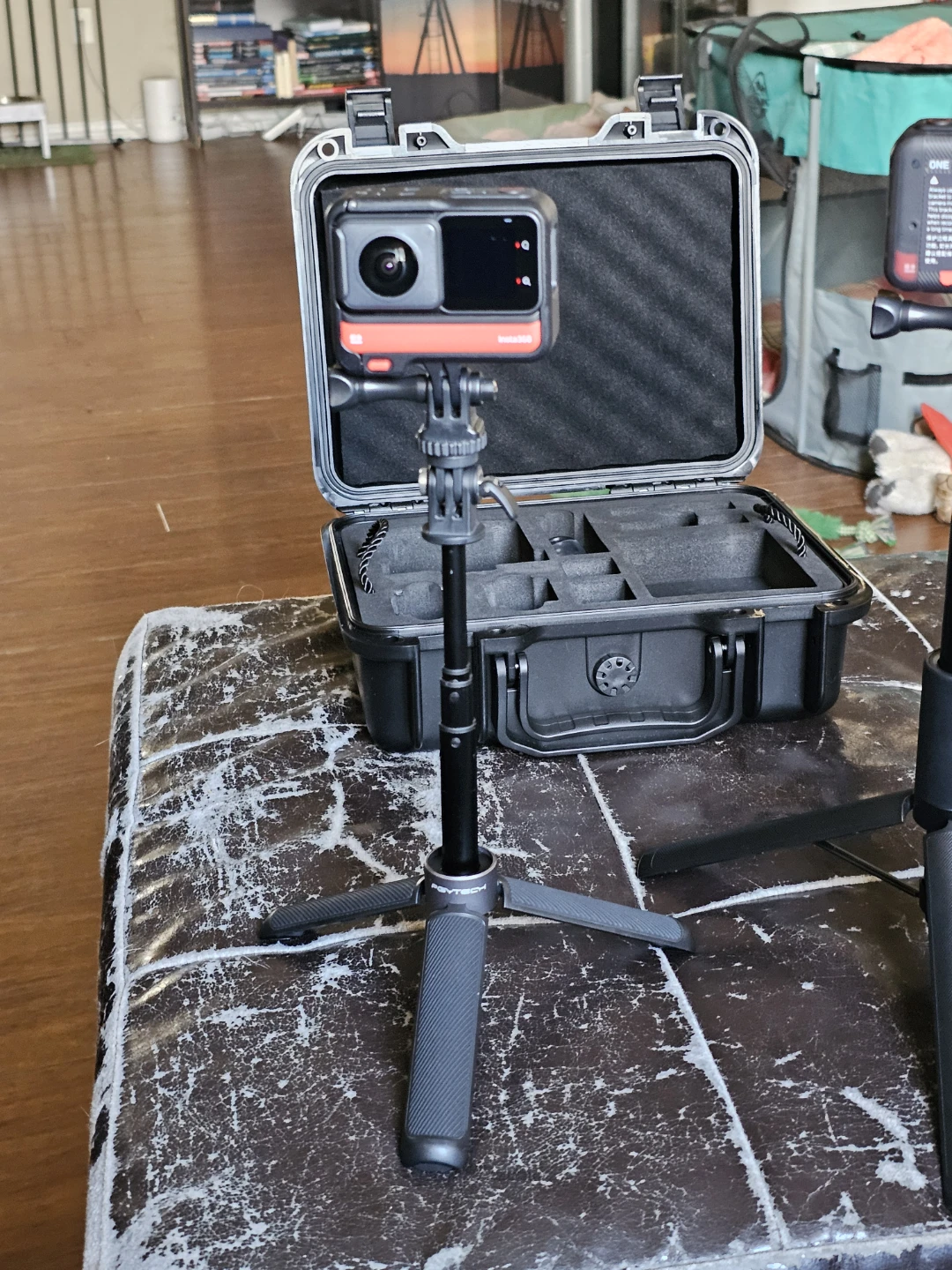 Insta360 ONE RS action camera  two included - photo 4