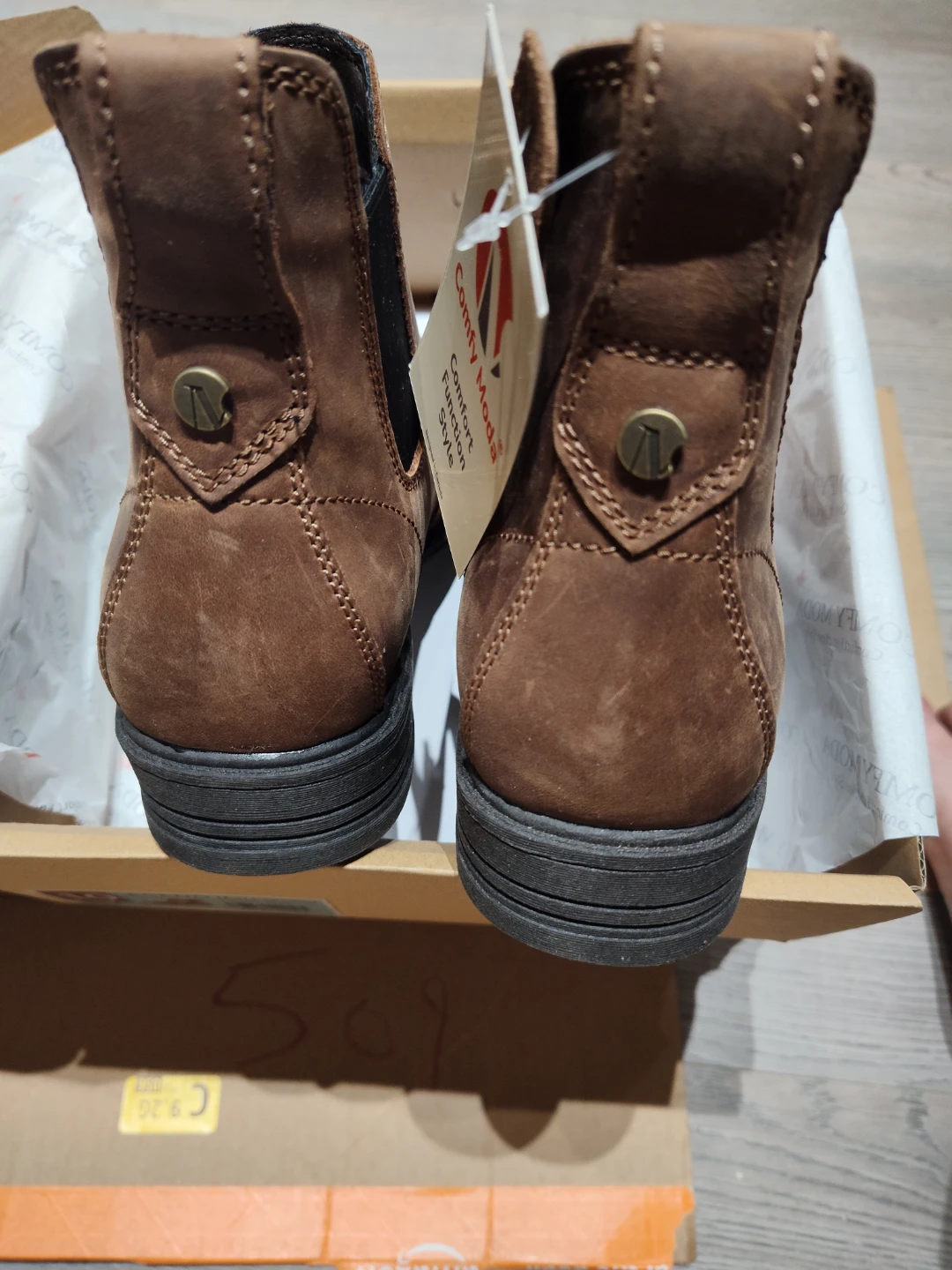 New Chelsea Ankle Boots - Brown - photo 3
