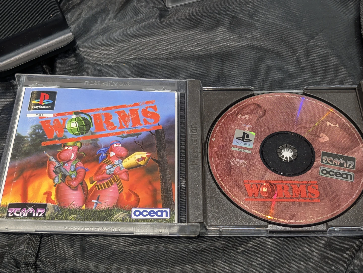 Worms for PlayStation 1 PAL game - photo 2